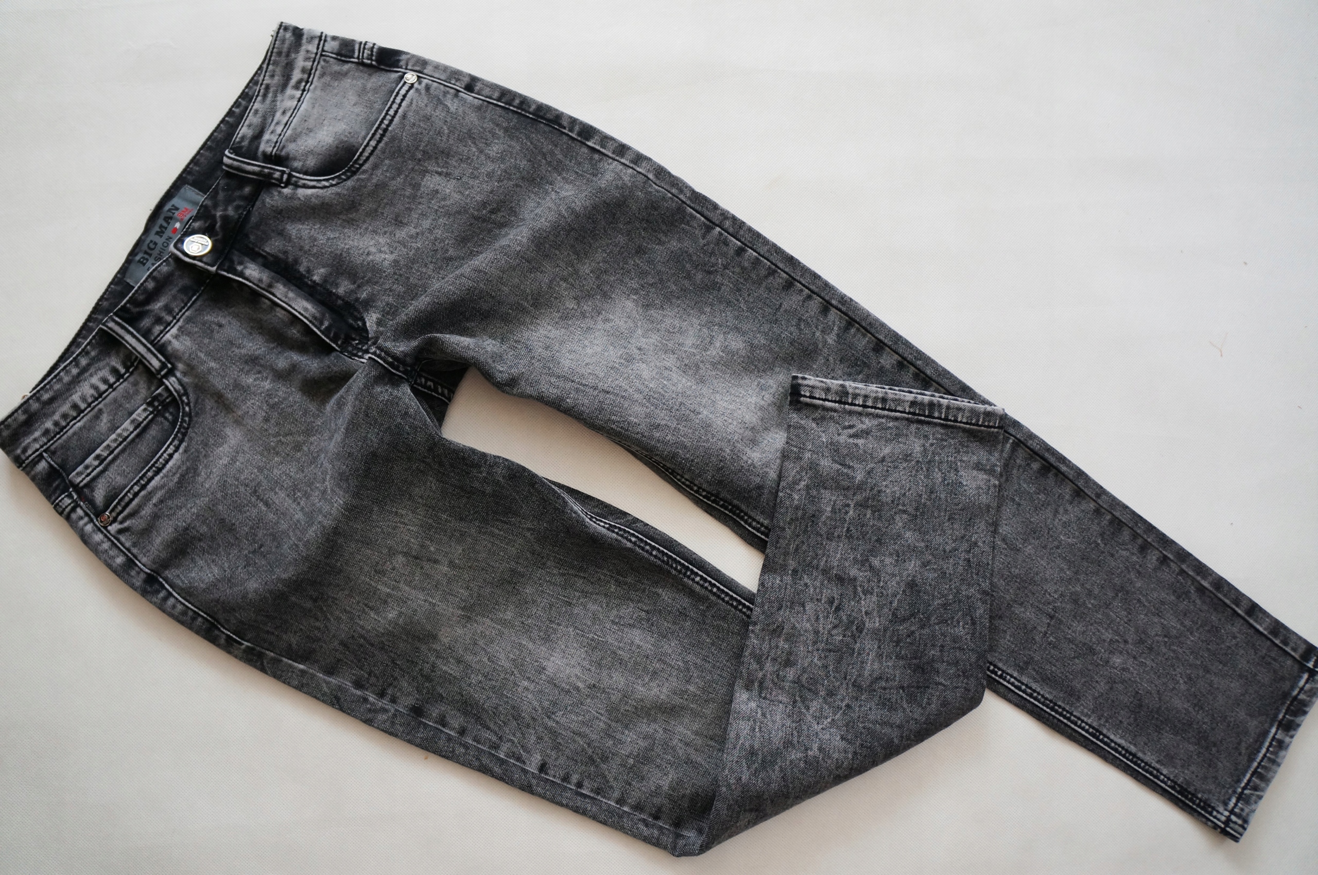 MĘSKIE SPODNIE JEANSY CZARNE SZARE W37 L32 Materiał dominujący bawełna