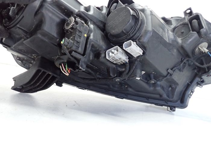 MITSUBISHI OUTLANDER III linse LED 19- reflektor links licht links