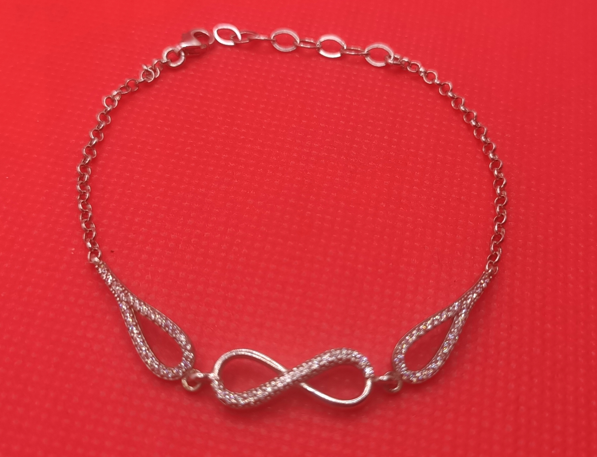 Dámský Náramek Nekonečno Zirkony Ryzost 925