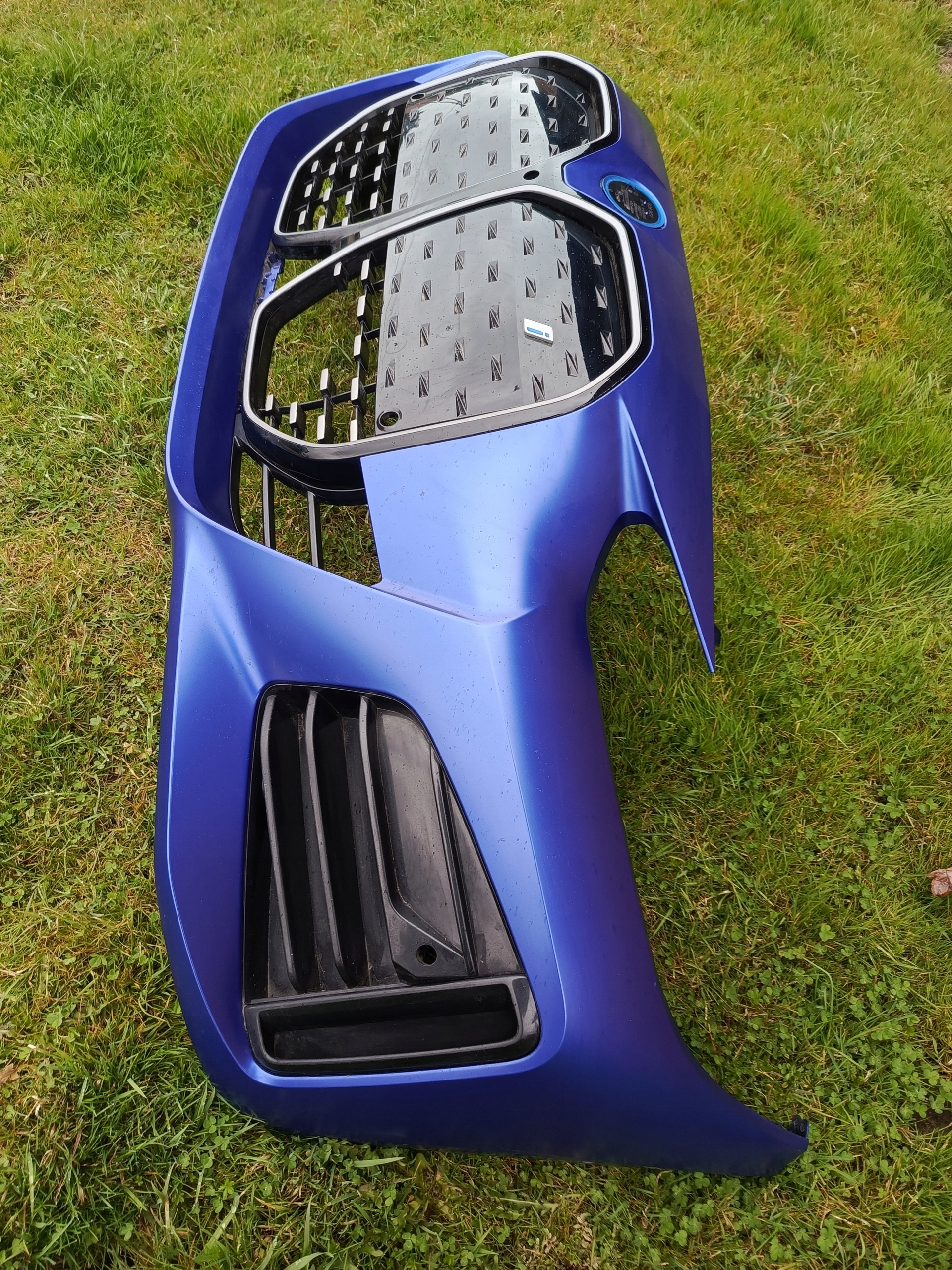 BMW i4 I4 G26 MPAKIET M PAKIET M-PAKIET ZDERZAK PRZEDNI PRZÓD ATRAPA Producent części BMW OE