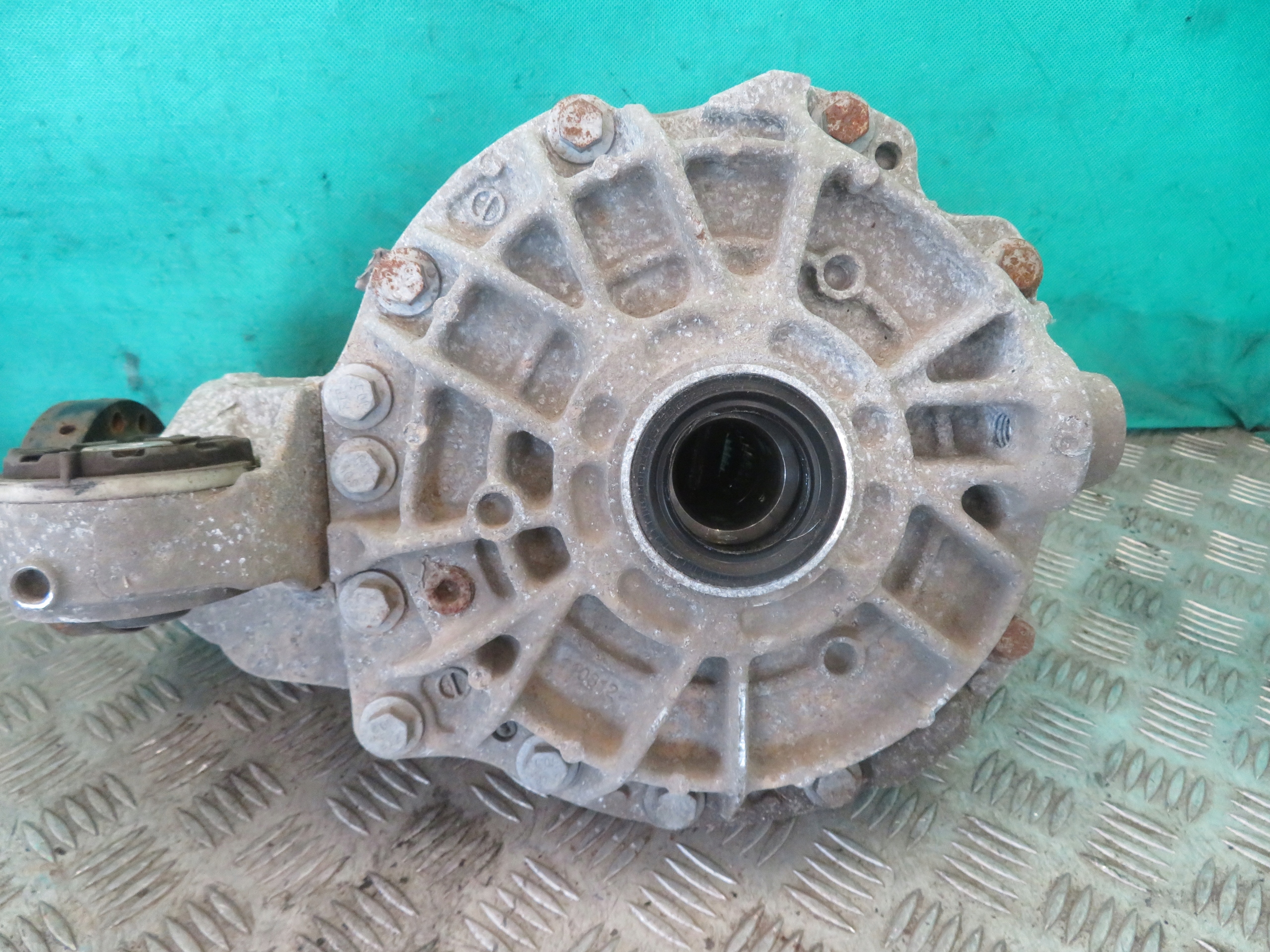 differential rear diff differential RANGE ROVER LAND ROVER VELAR L560 3.0D 22R