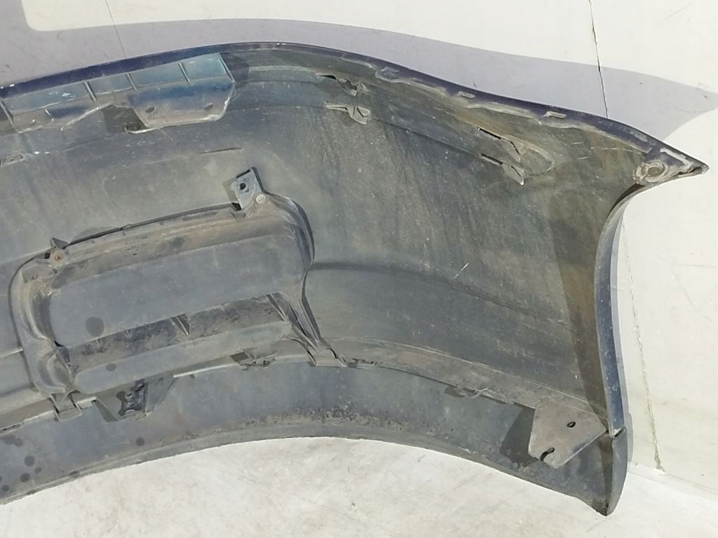 Toyota Avensis T25 II 2 bumper front front 8P4