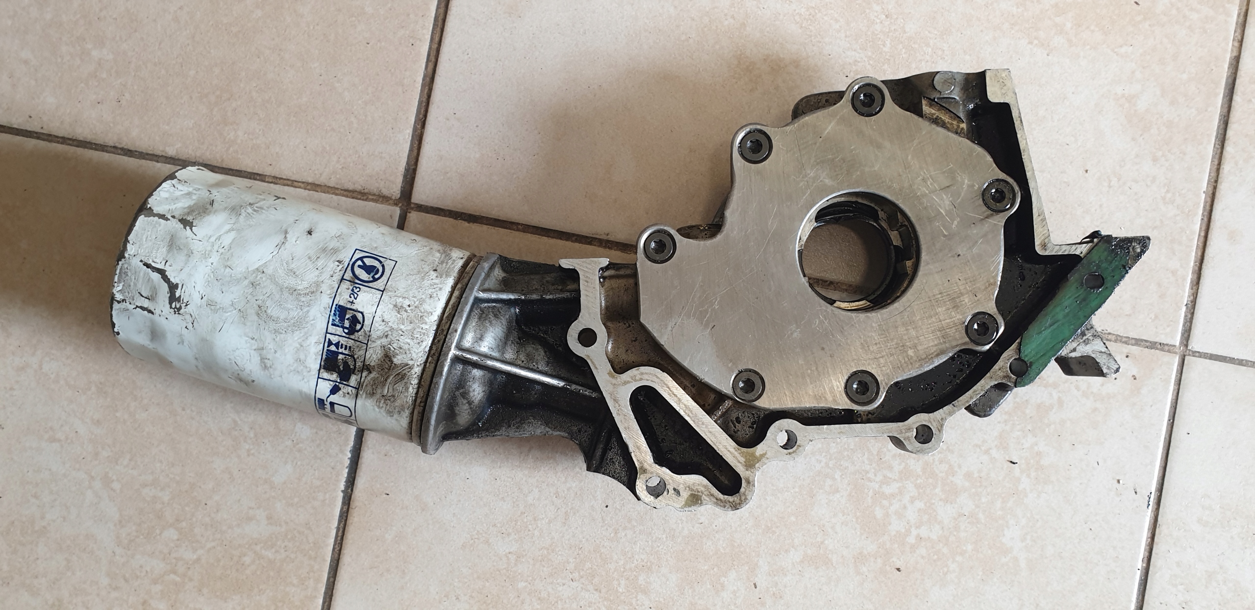 Ölpumpe FORD MONDEO MK1 1.8 16V 938M-6604BIG