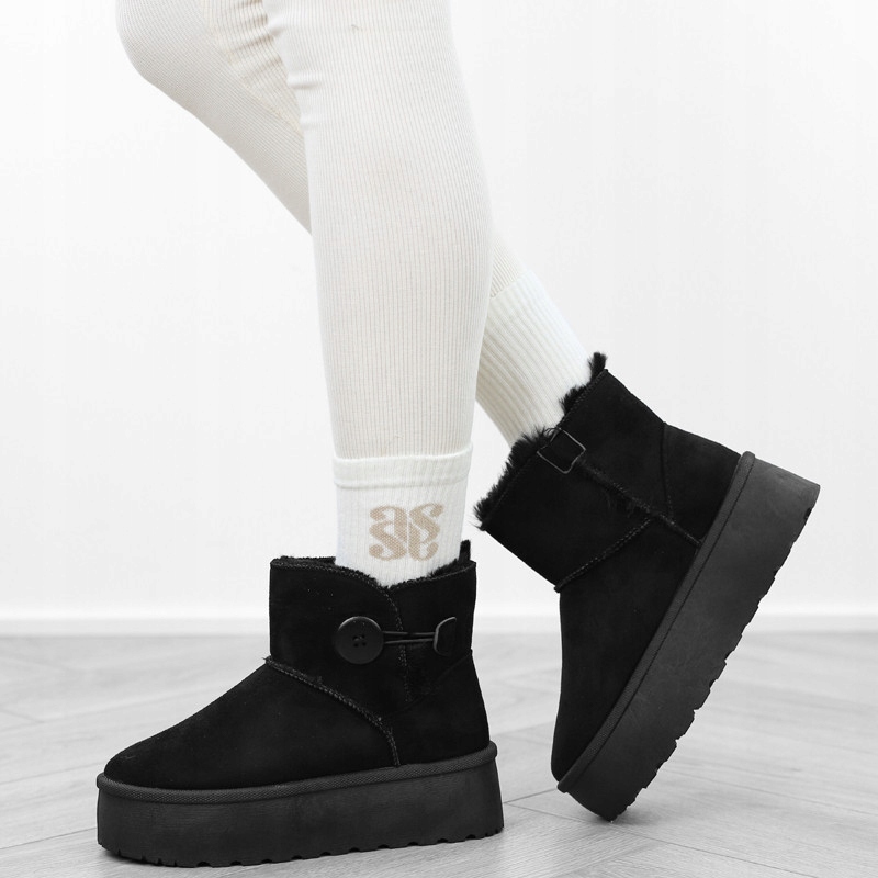 Czarne śniegowce damskie mukluki platforma futerko V-696 r.37 Kolor czarny