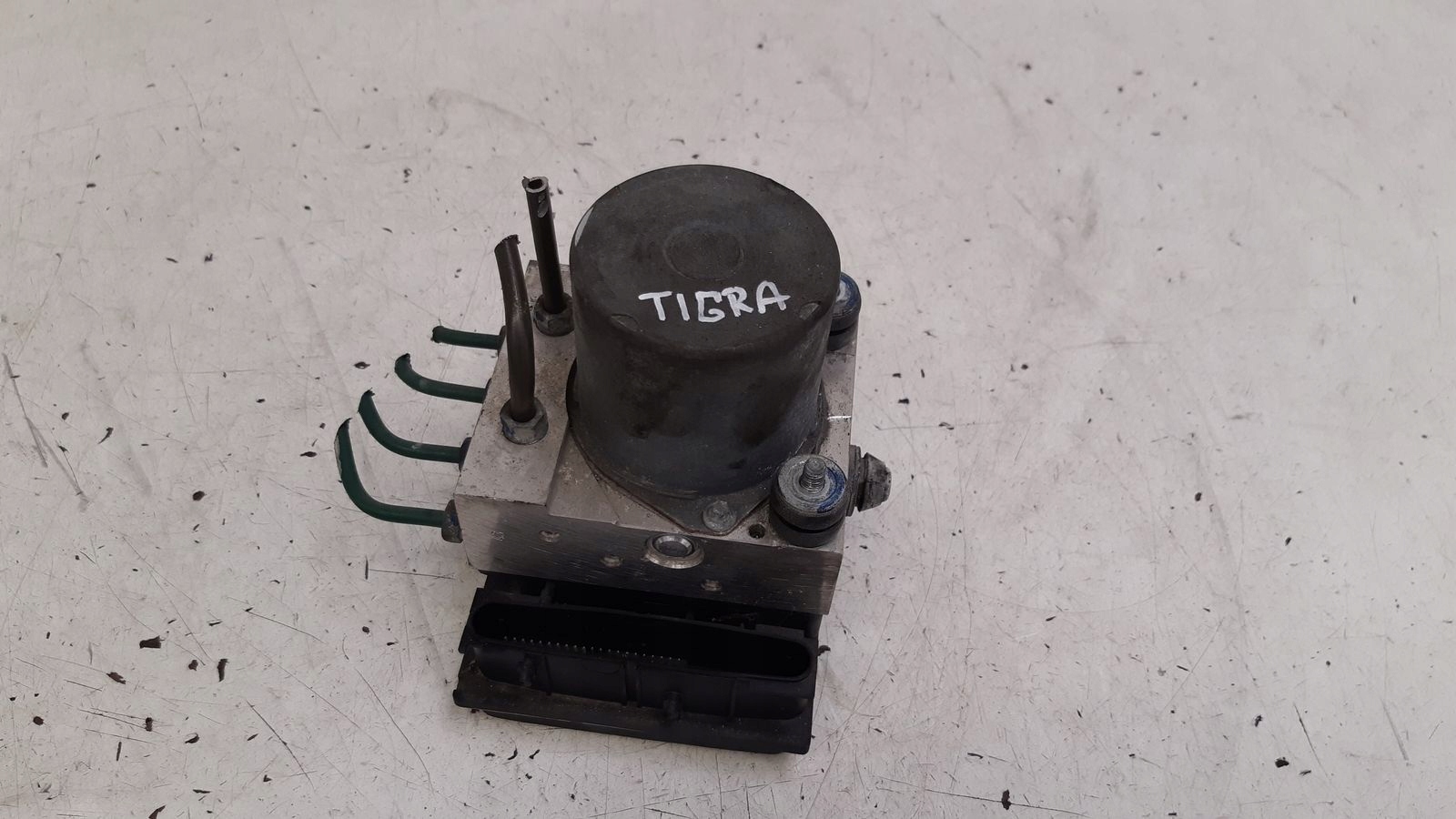 pump ABS Opel Tigra B 1,8