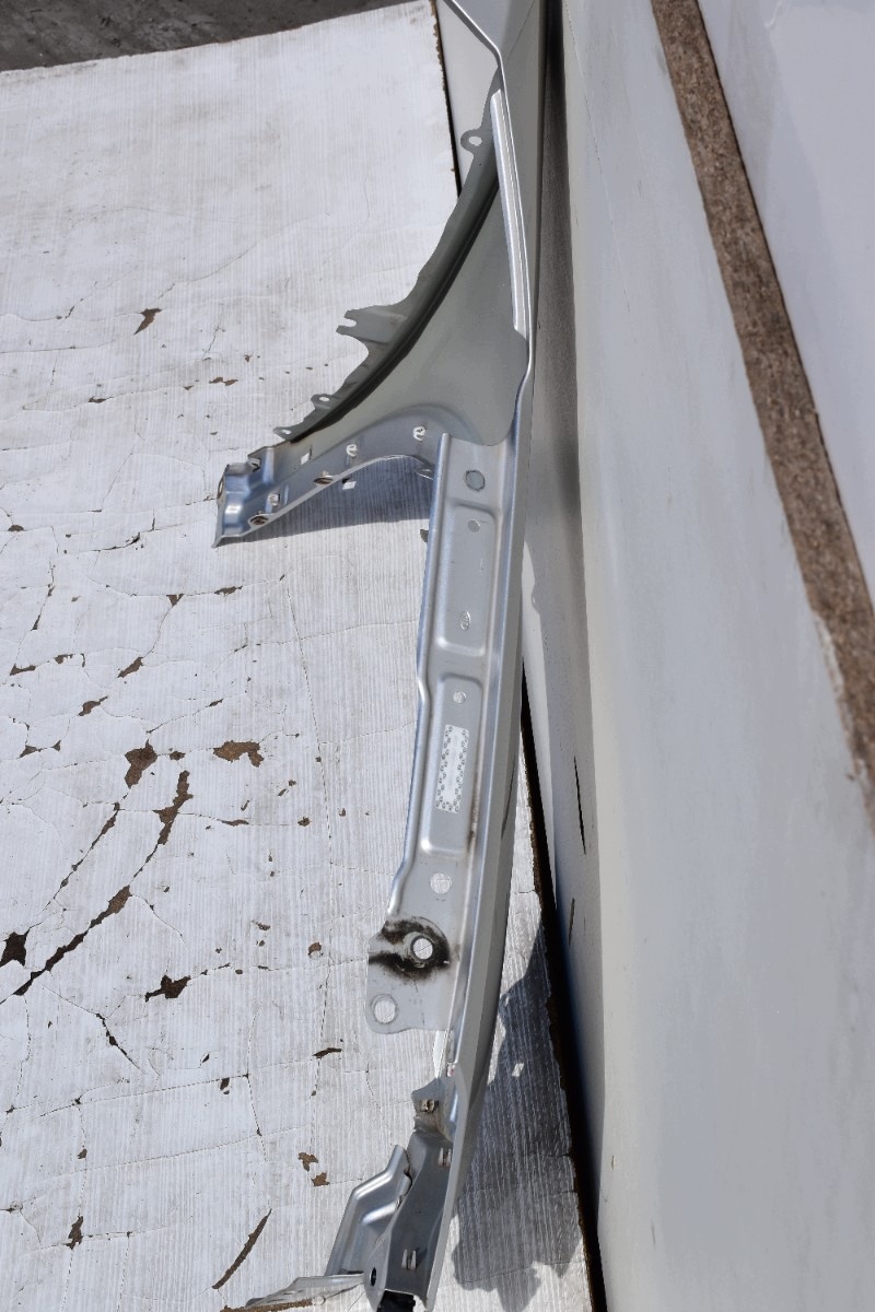 fender left front KIA SORENTO II Przedlift 2009-2012 Kod lakieru: 3D