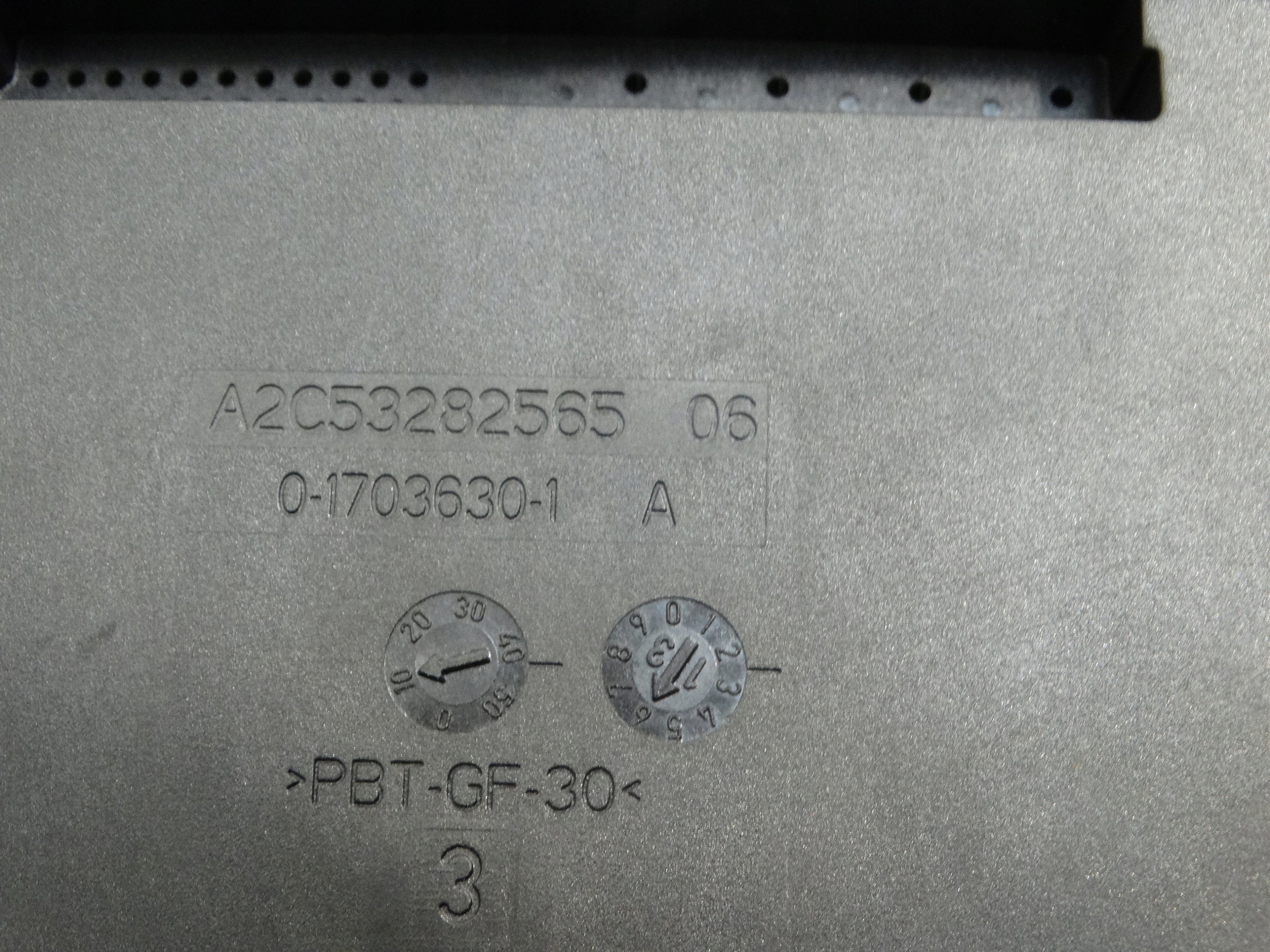 module control unit electric brake AUDI A4 B8 A5 8K0907801L