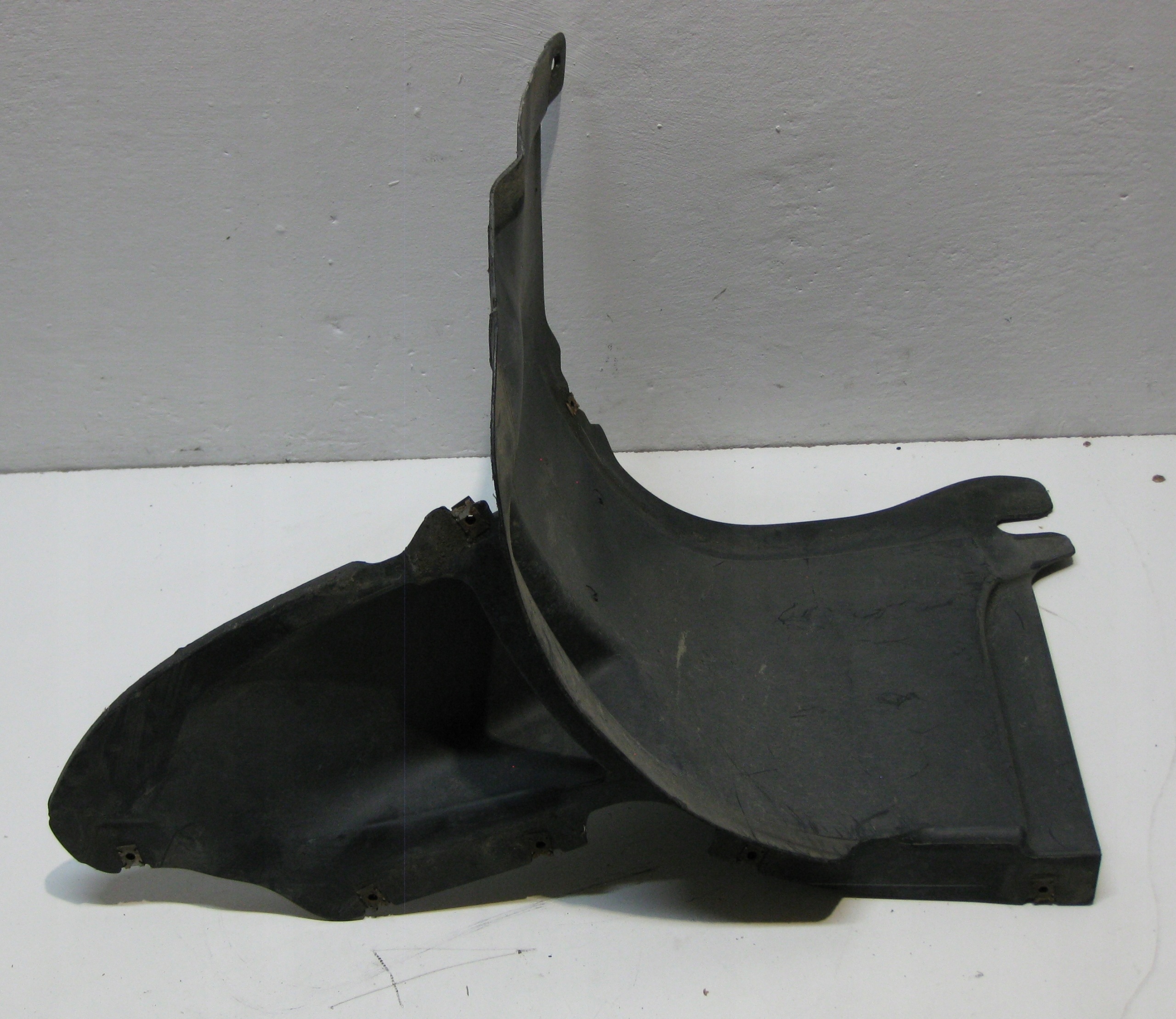 VW GOLF VI KOMBI 11R mudguard left front NOSEK 1K9805911