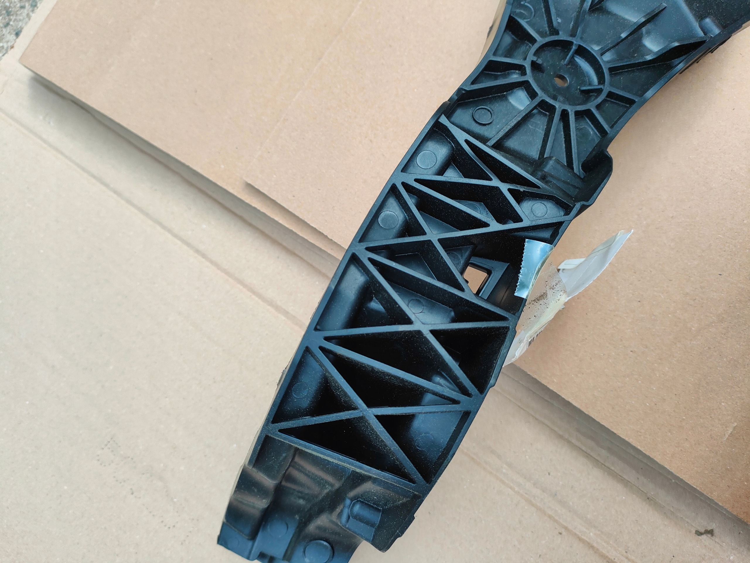 bumper bracket rear part rear right AUDI Q3 RSQ3 83F807454