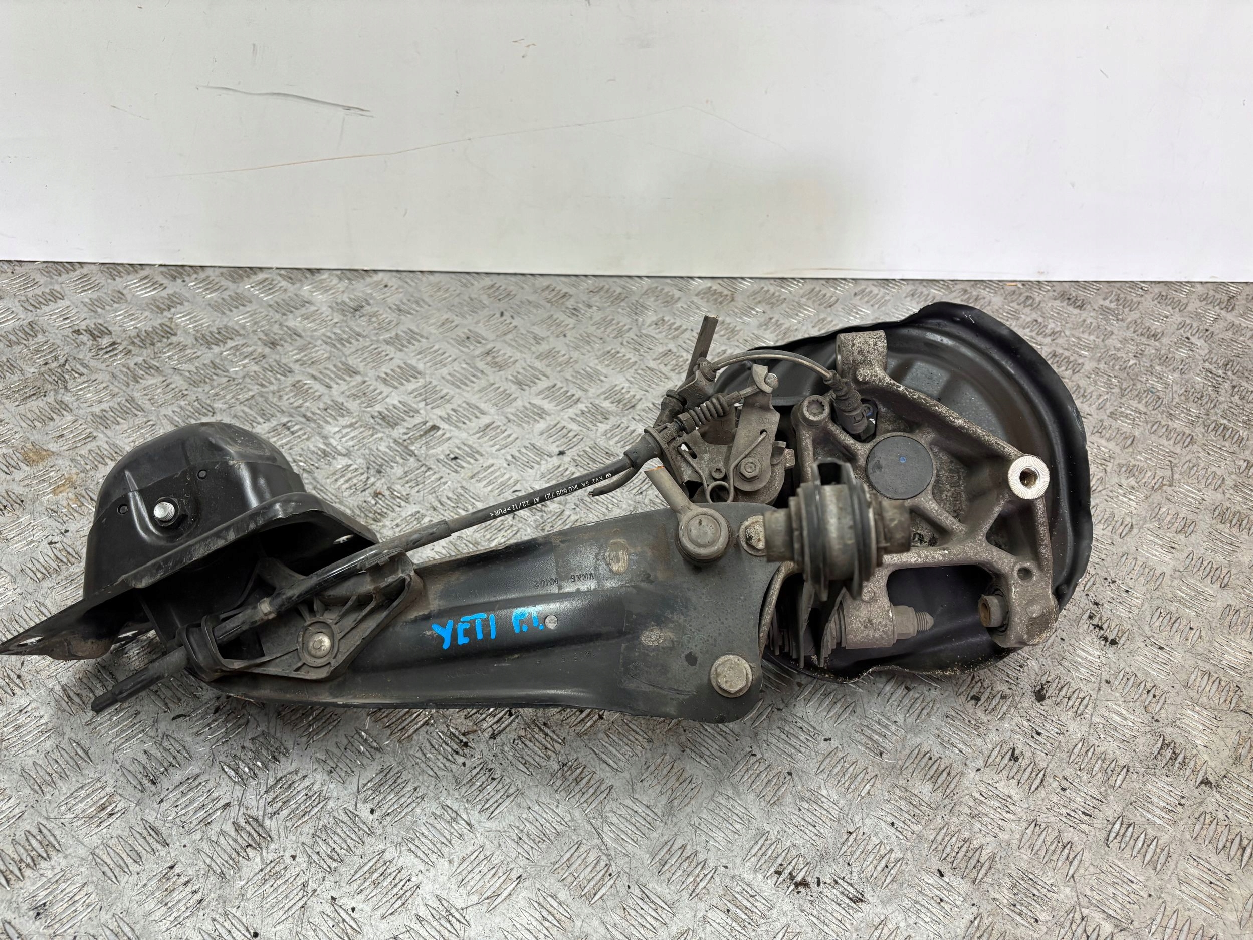 swing arm rear right SKODA YETI