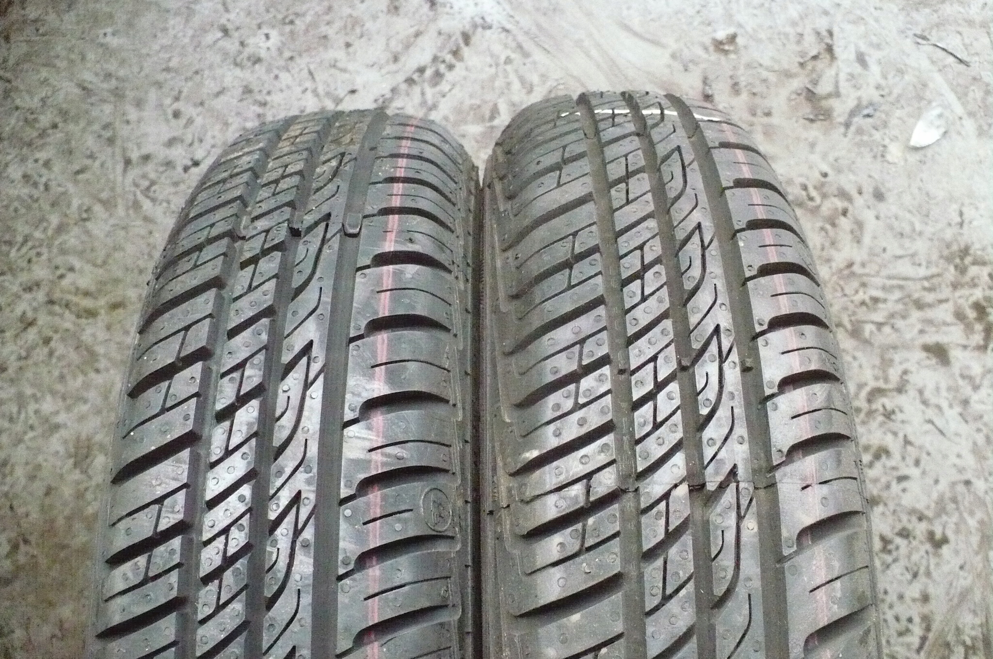 2x Barum Brillantis 2 135/80R13 2022 Nové
