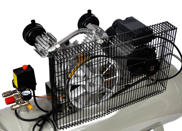 Kompresor olejowy 100L typ V Moc (kW) 2 kW