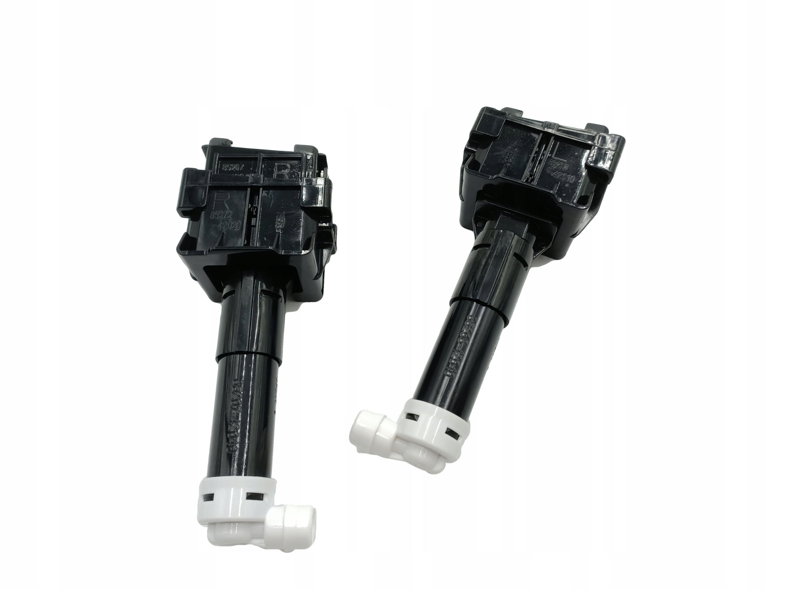 NOWY SPRYSKIWACZ REFLEKTORA TOYOTA RAV4 LIFT 2010 Car type Passenger cars