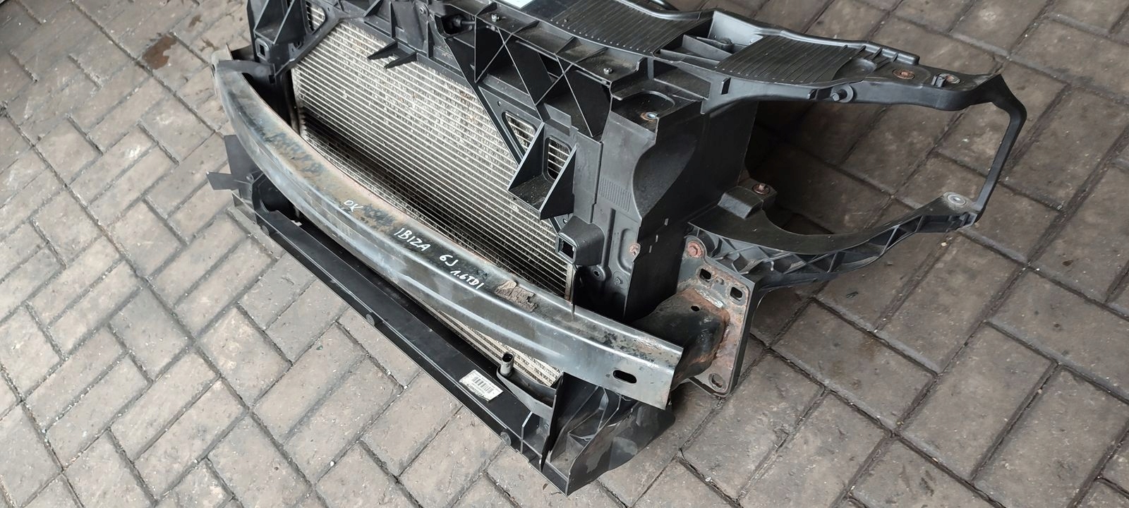 support panel for radiators pillar iron Seat Ibiza 6J 5D 1,6 TDI