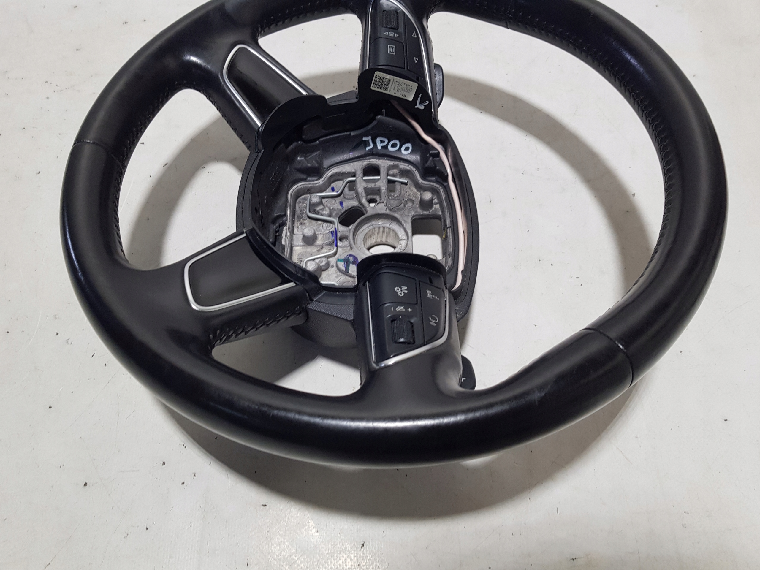 steering wheel, leather MULTIFUNKCJA with shifting AUDI A8 D4 4H0419091T