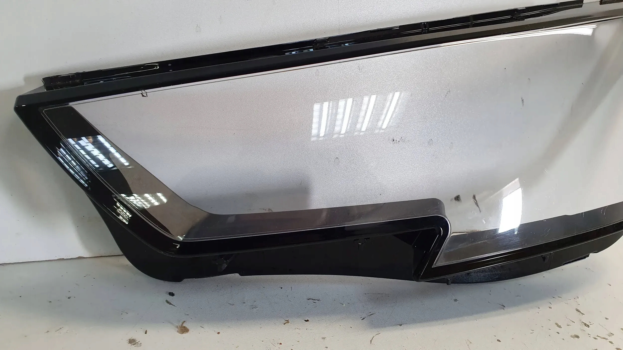 Klosz lights left Audi A4 B9 15