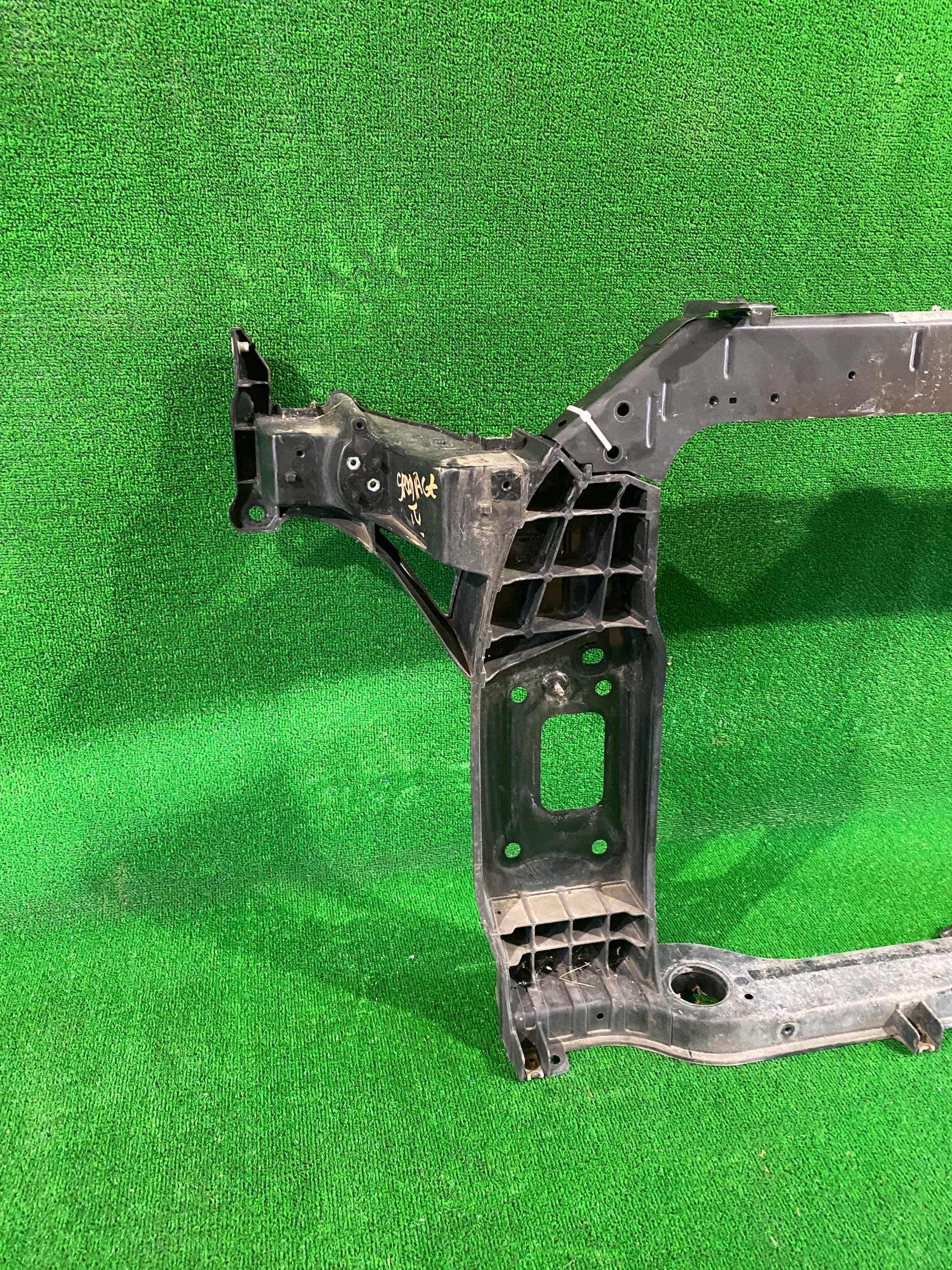support panel for radiators pillar iron KIA SPORTAGE IV