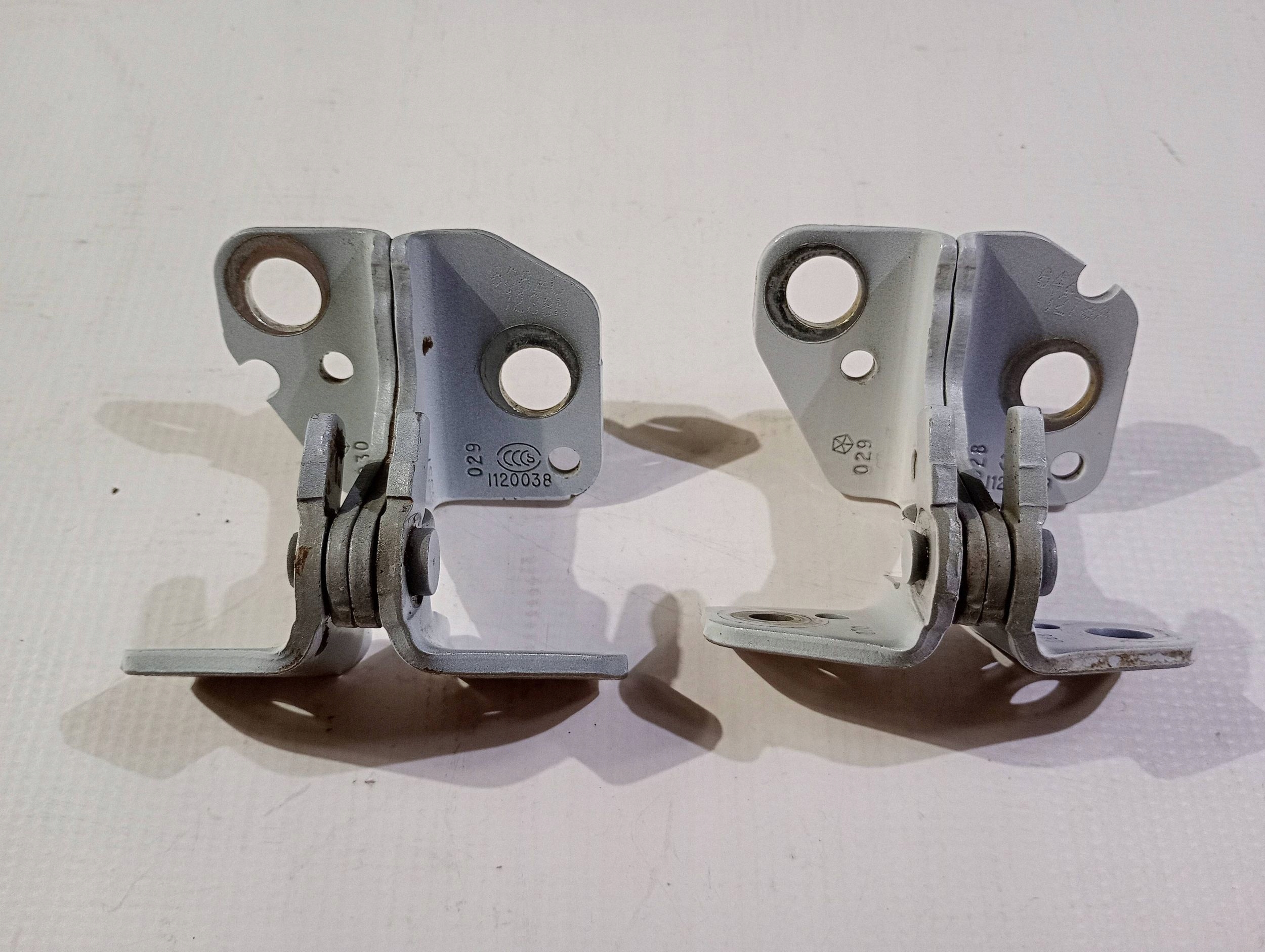 hinges door right front front right komplet Dodge RAM 1500 2019