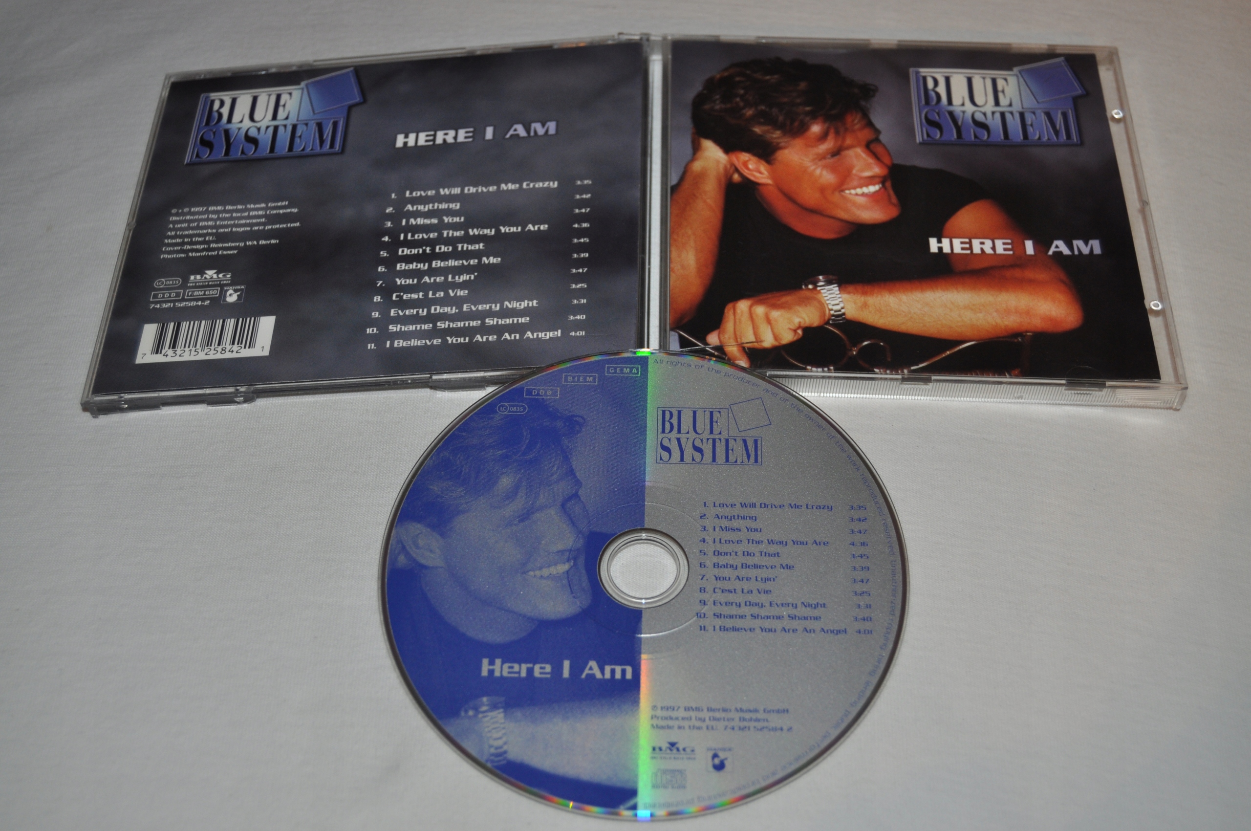 その他 ROSARYHILL State of Blue Allegro Pierścionek koktajlowy Ortyx, Szlif trójkątny, Niebieski