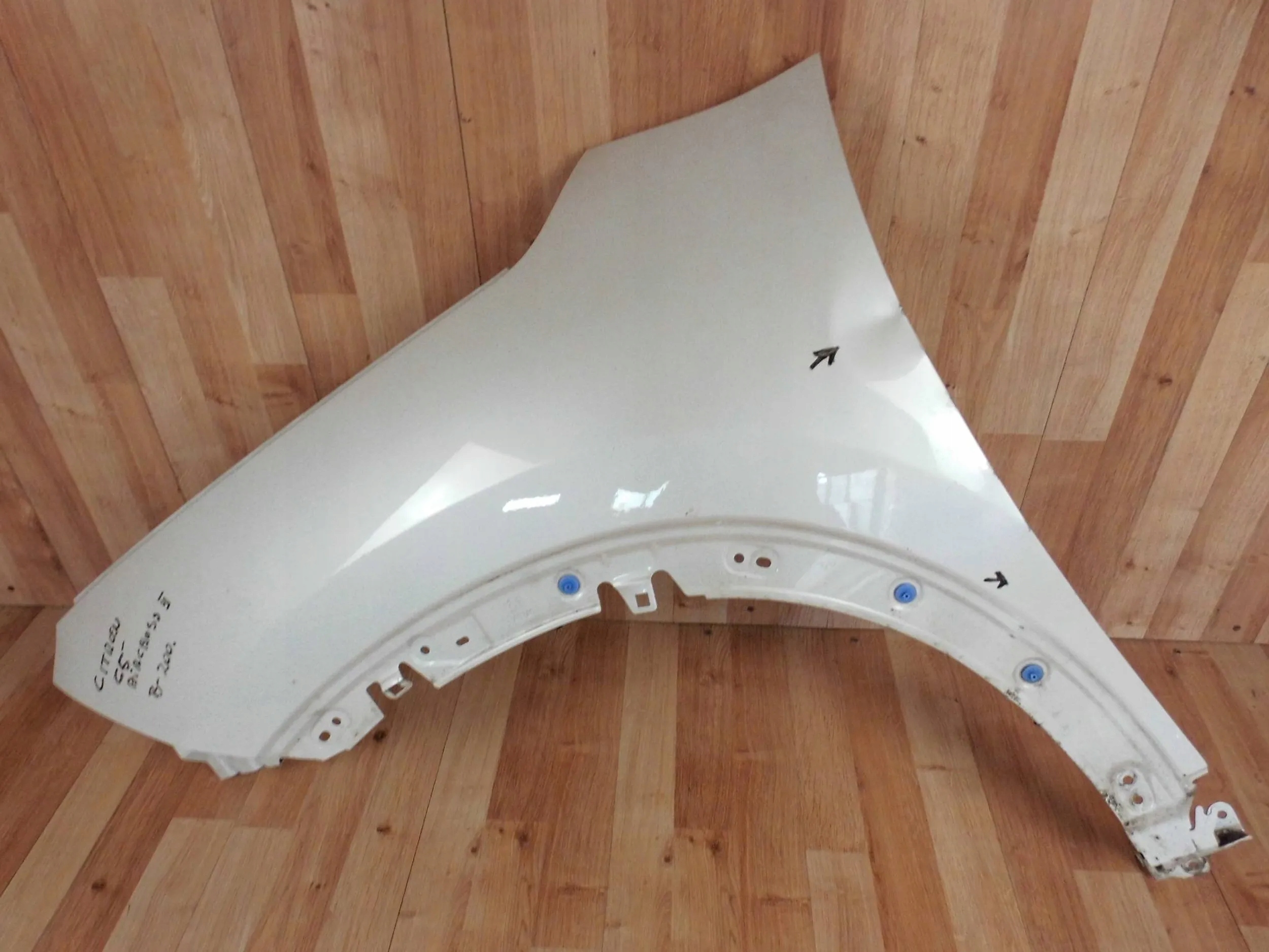Citroen C5 Aircross fender left front front