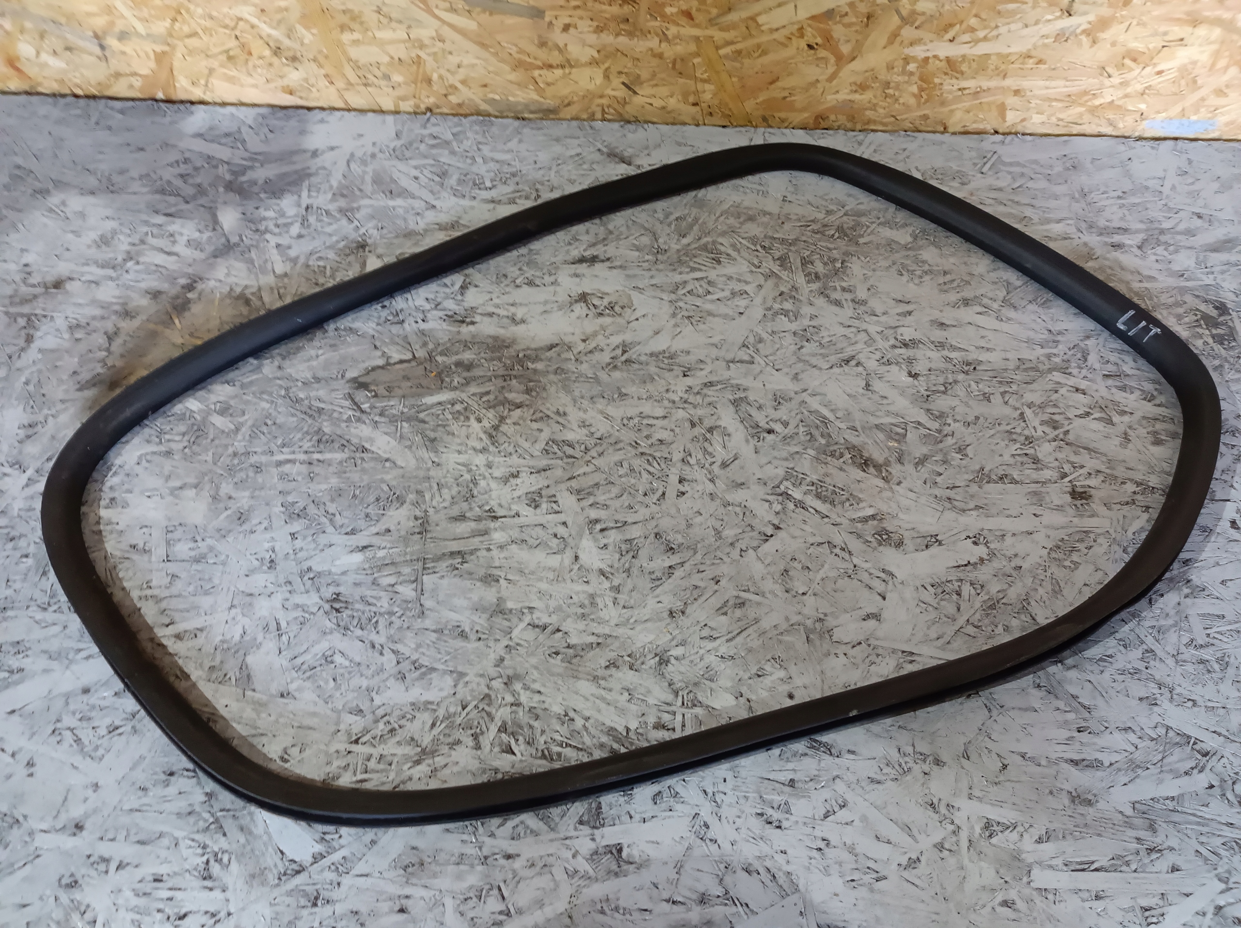 Dichtsatz Tür links heck VOLVO V40 II D2 12-18R