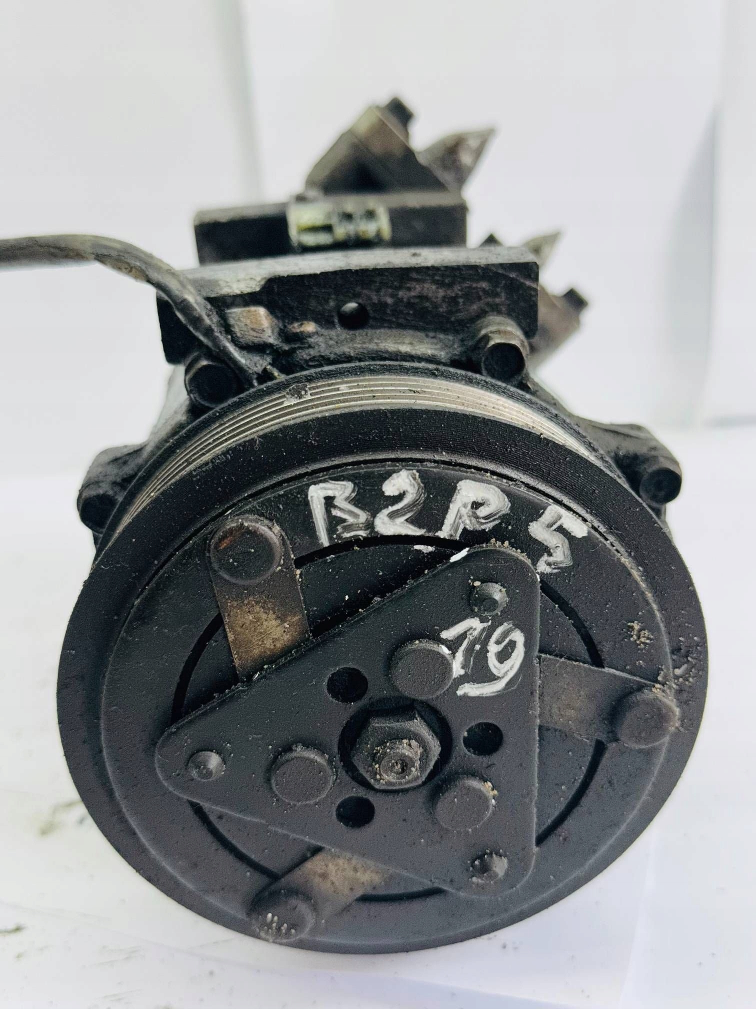 compressor compressor; KLIATYZACJI FORD C-MAX 1.6 TDCI 3M5H-19D629-GC