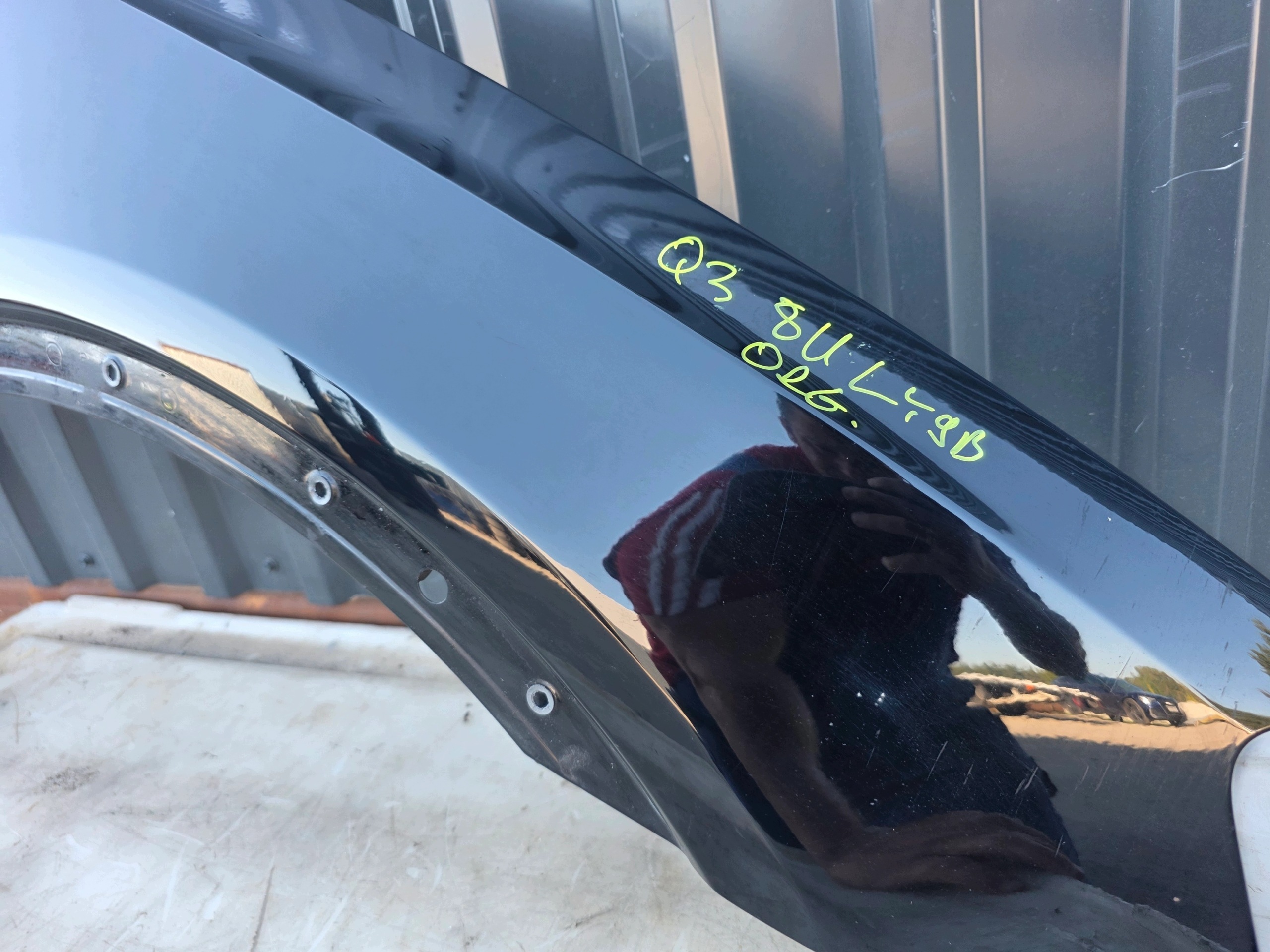 fender right front AUDI Q3 8U LY9B original 2010-2018 !!!