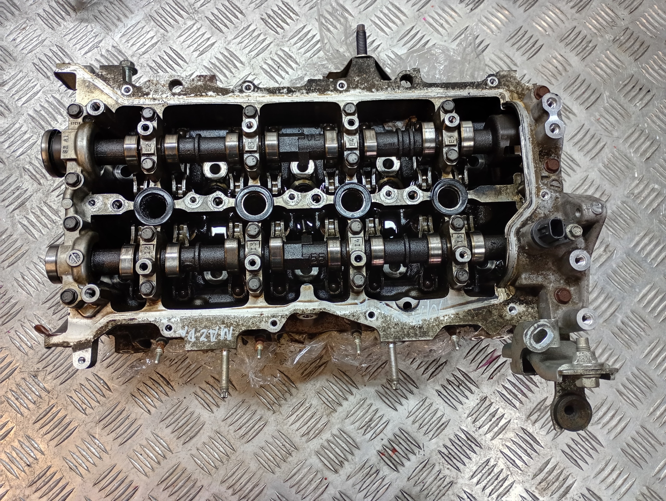 tête du moteur cames 1.5 DIESEL MAZDA 3 BM