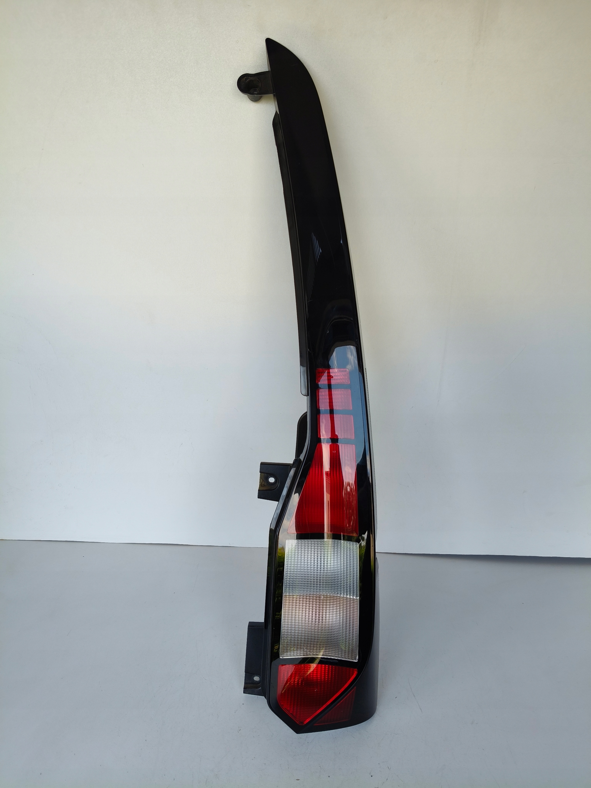 light right rear VW CADDY 2K7 20