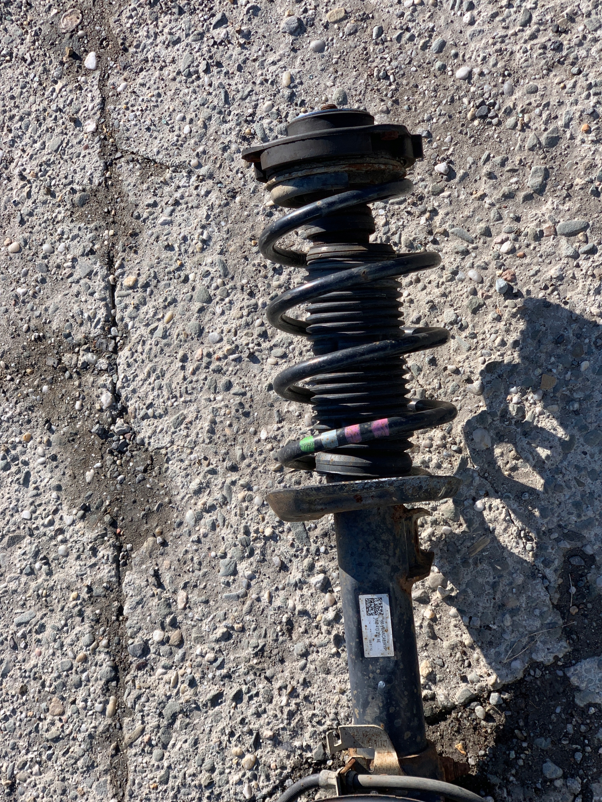 5N0413031AF - # MCPHERSON кроссовер правый передний AUDI Q3 и 8U