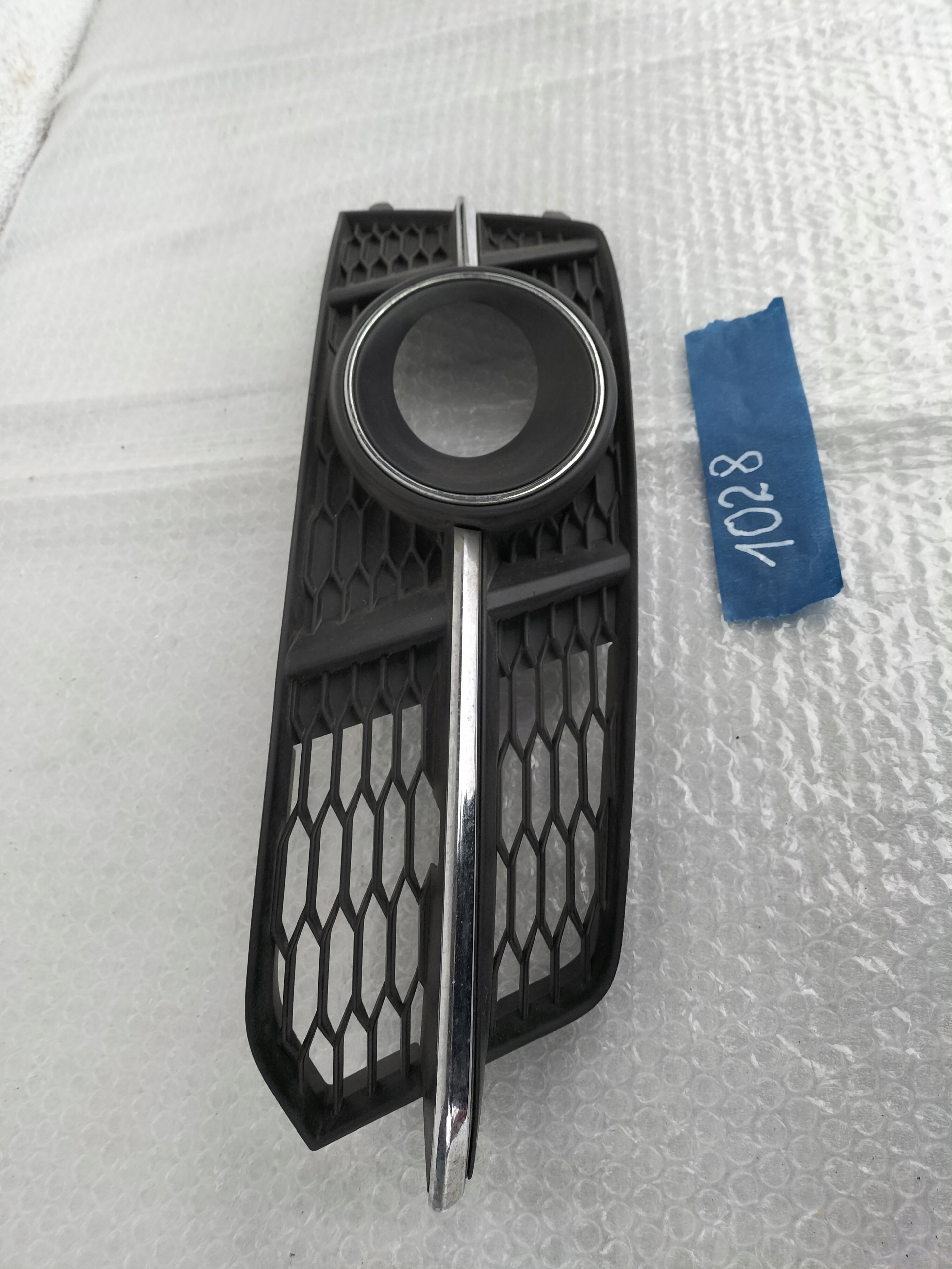 Audi A6 Kühlergrill FRONTGRILL Kühlergitter 4G0807682A - Thumbnail 2