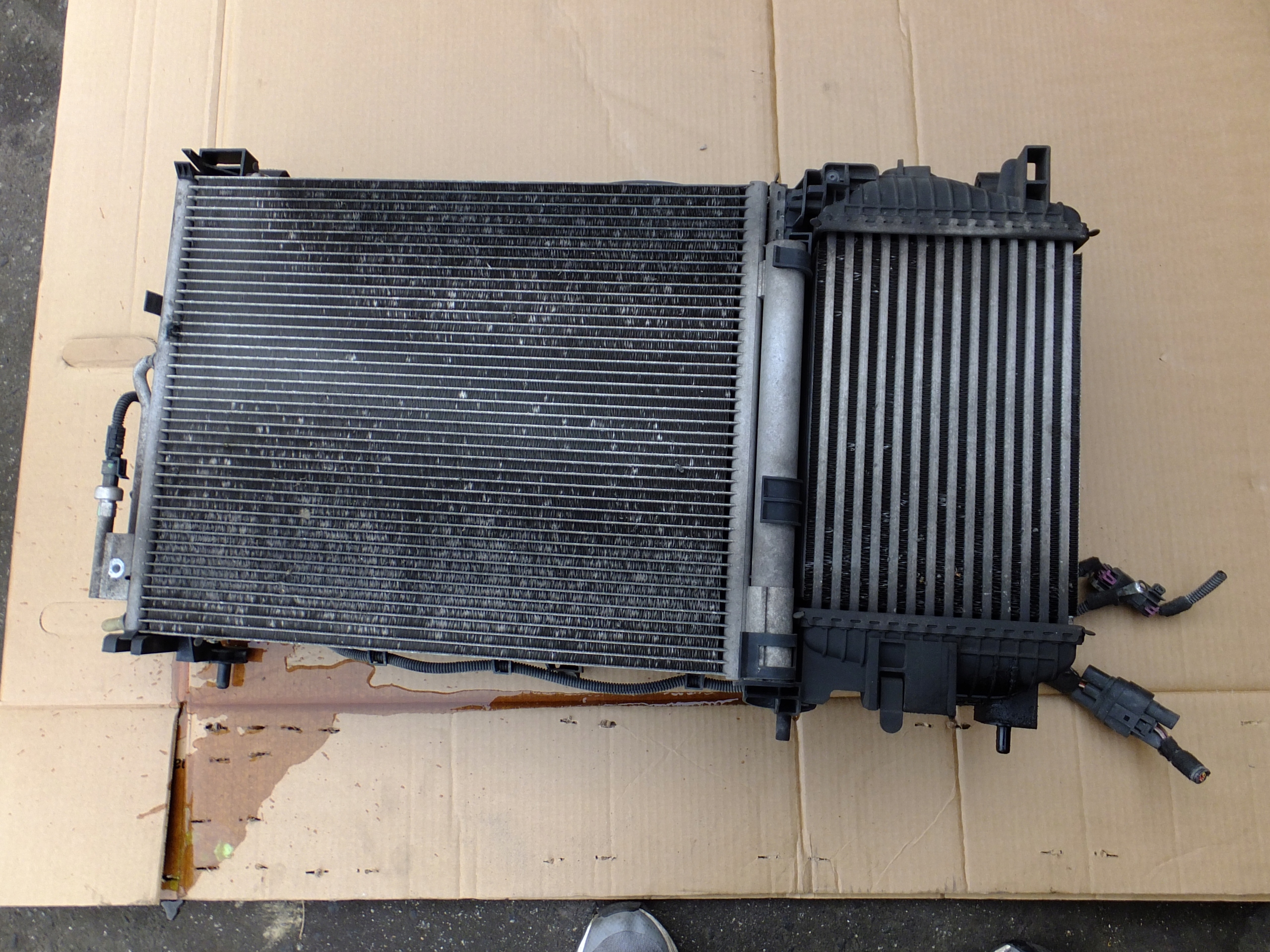 ventilator chodnica klimy vode komplet opel meriva B 1,3 cdti 2010r
