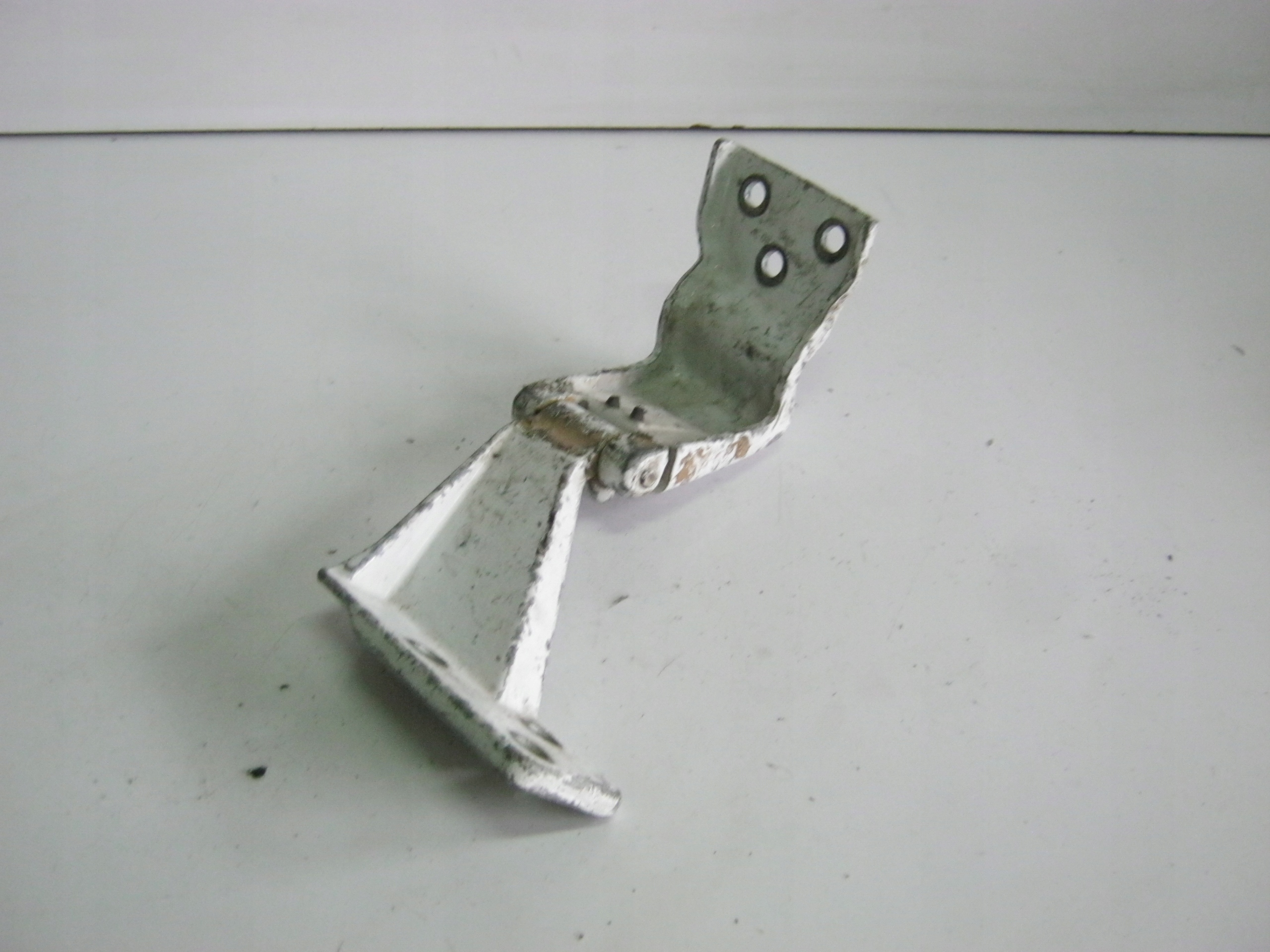 hinge hinges rear part right upper VITO A6397401937