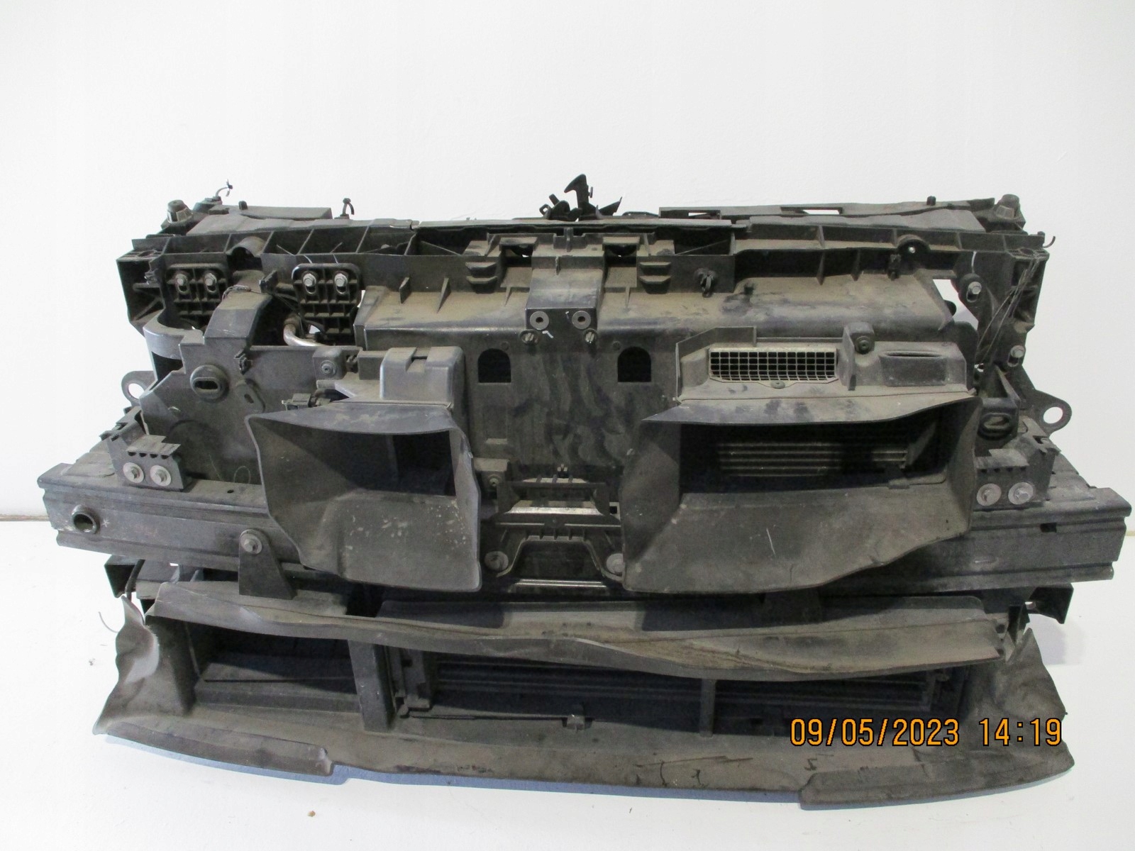 Pas przedni chłodnice RENAULT MEGANE IV 4 1,5DCI
