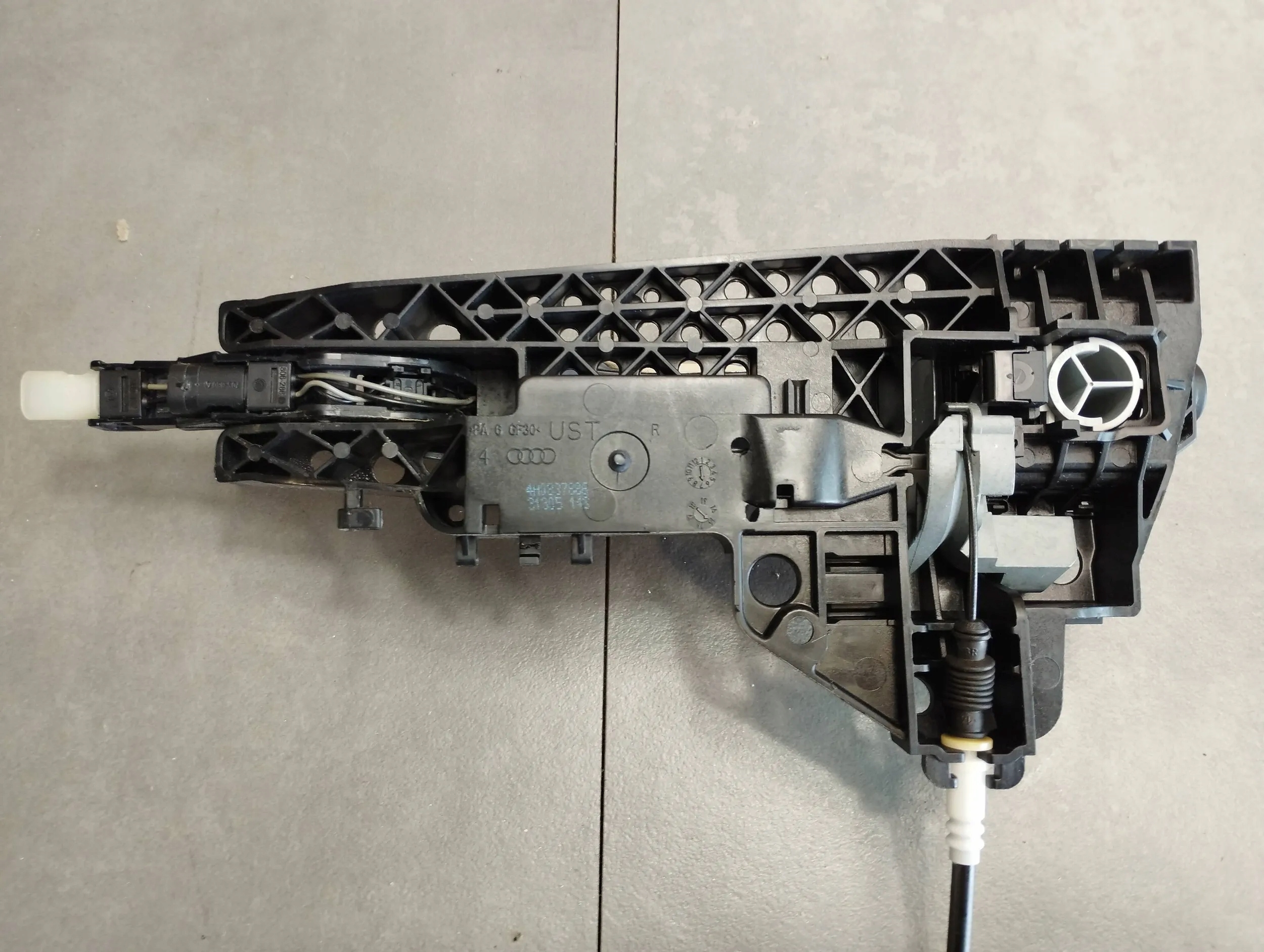 AUDI A6 C7 handle right front KESSY LX7P