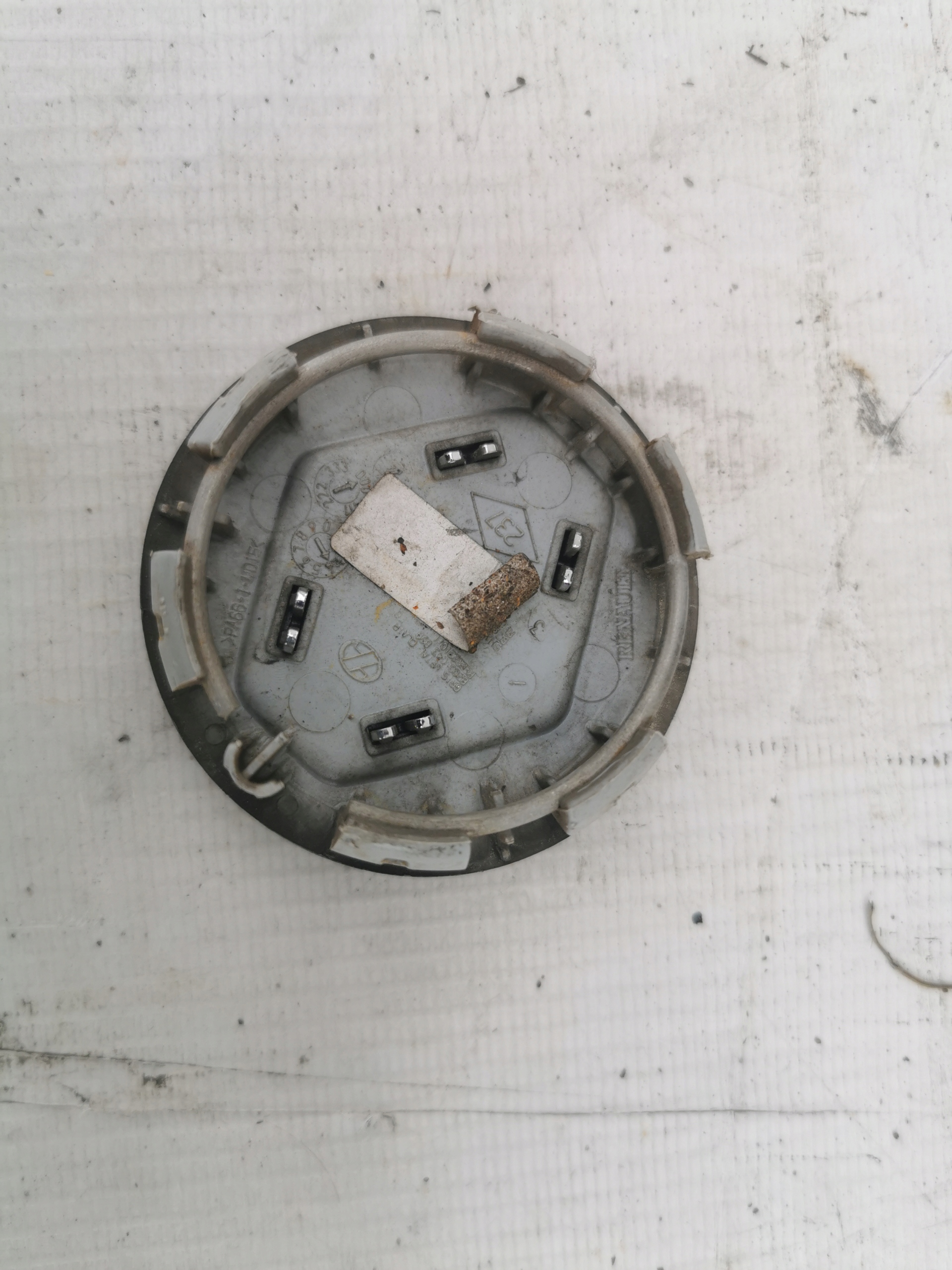 Dekielek Zaślepka Felgi Renault 403154214R Producent RENAULT