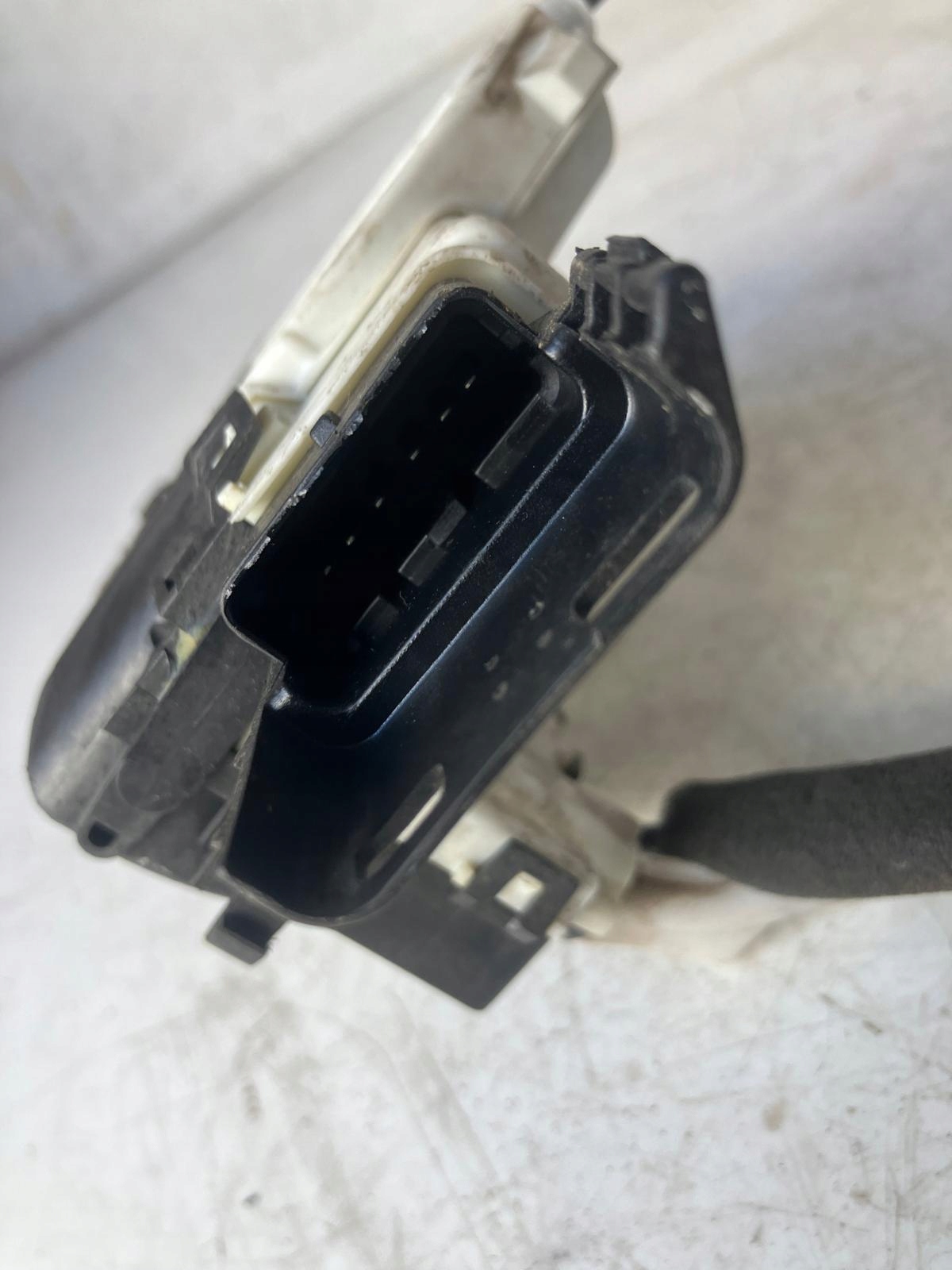 lock door left front PEUGEOT 3008 5008 and PSA006231