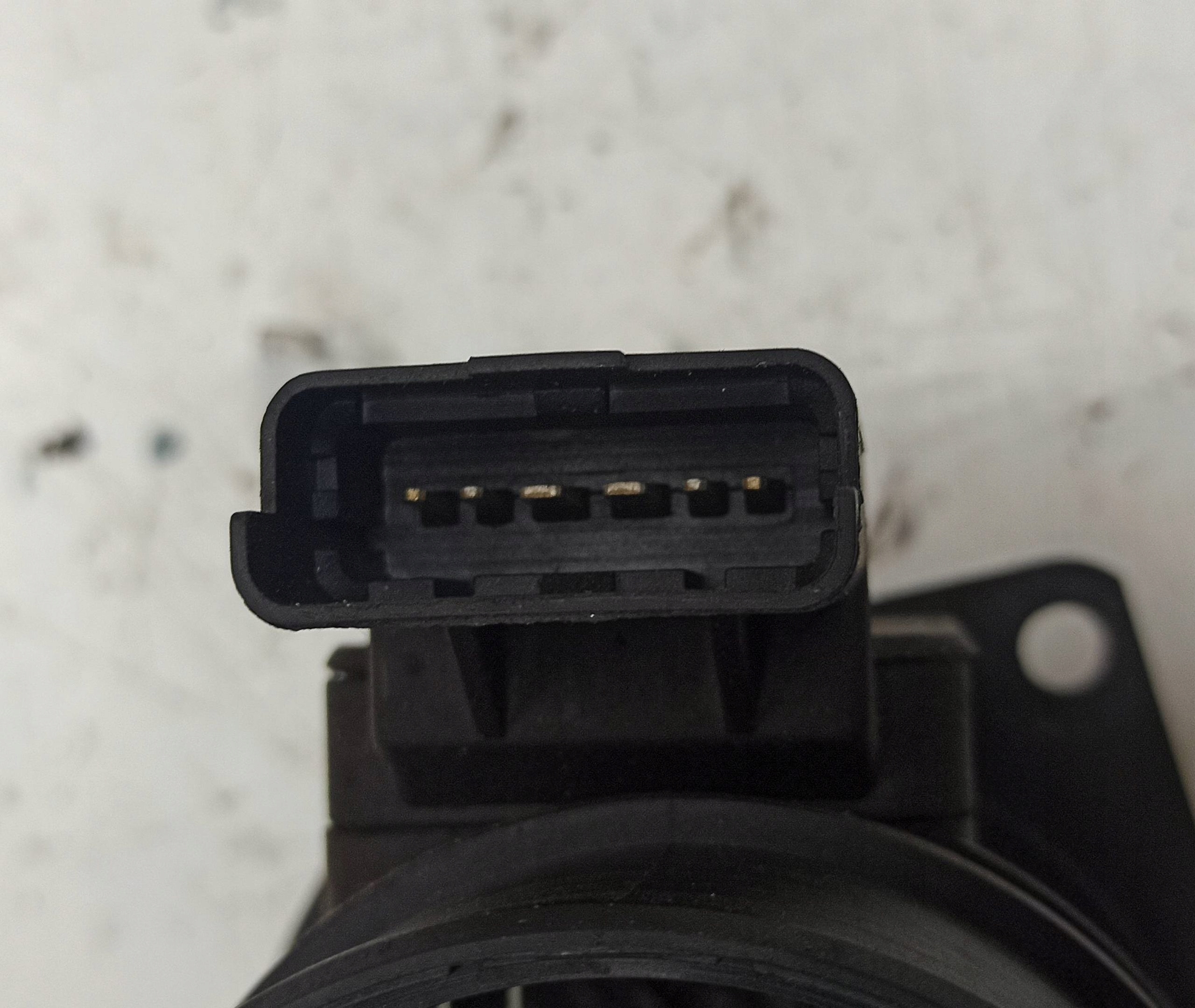 PRZEPŁYWOMIERZ POWIETRZA RENAULT LAGUNA 1.9 DCI Typ samochodu Samochody osobowe