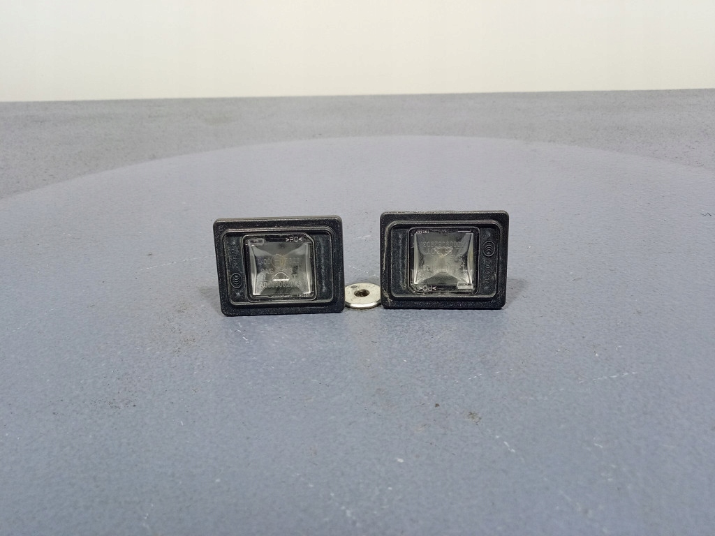 MERCEDES GLS X166 GLE W166 LAMPKI REJESTRACJI LED 011850
