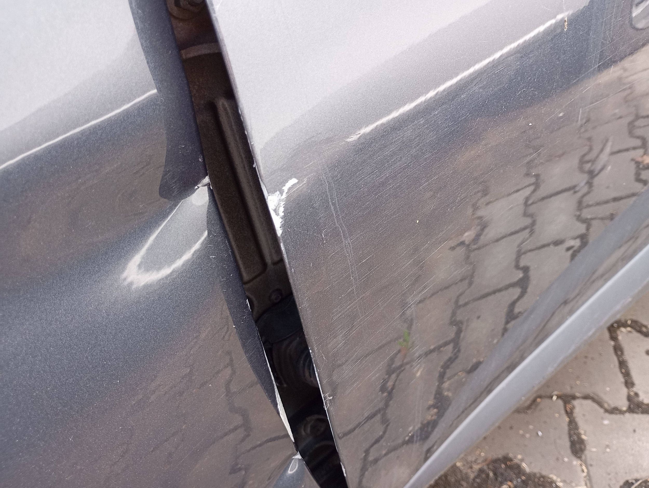 RENAULT MEGANE III 3 08- HB 5D KBI door front front left SZARE TEB66