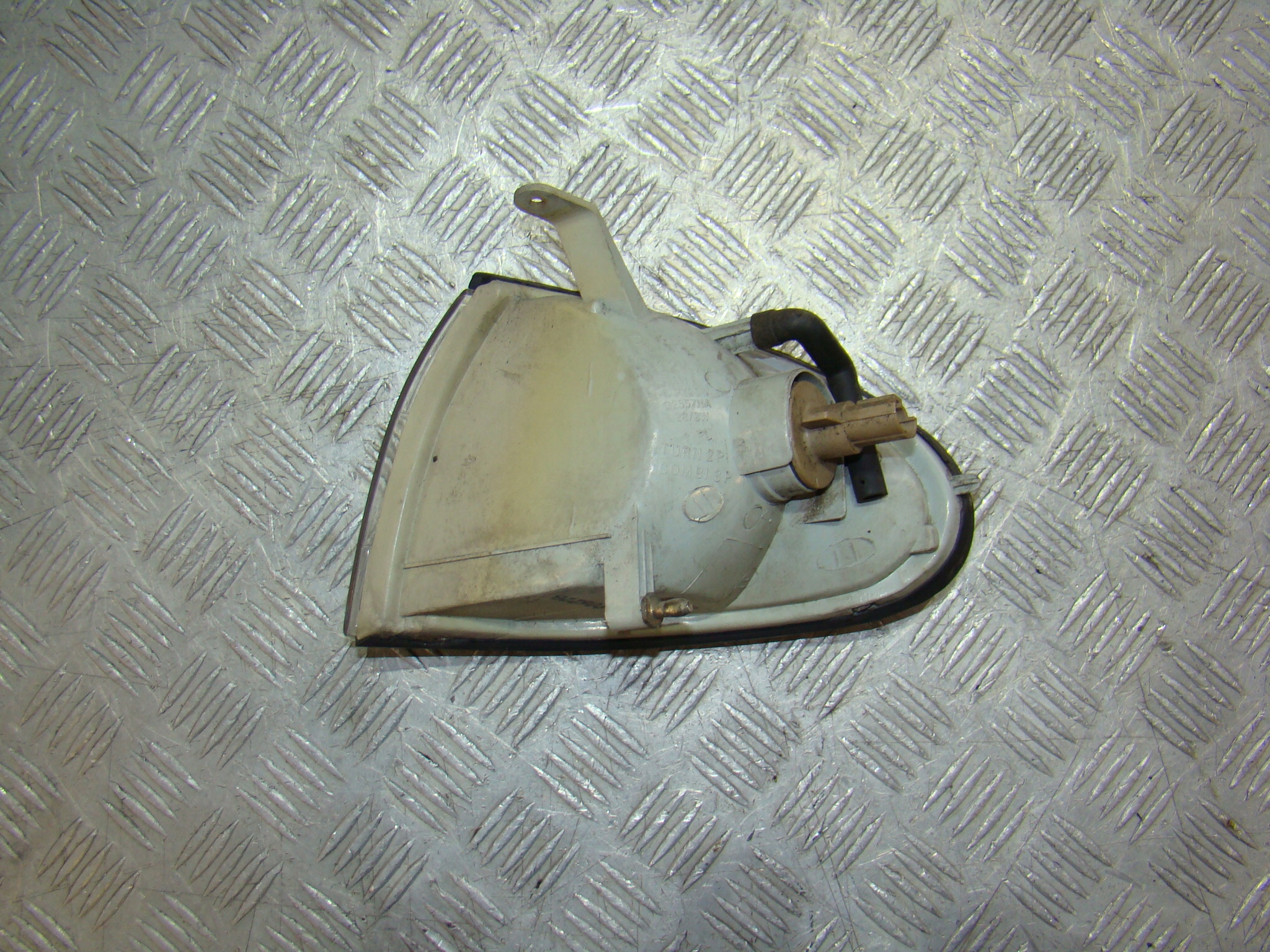 indicator HYUNDAI ACCENT left 2357NA HYUNDAI
