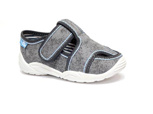 

Renbut kapcie obuwie tekstylne 33-375 roz. 29