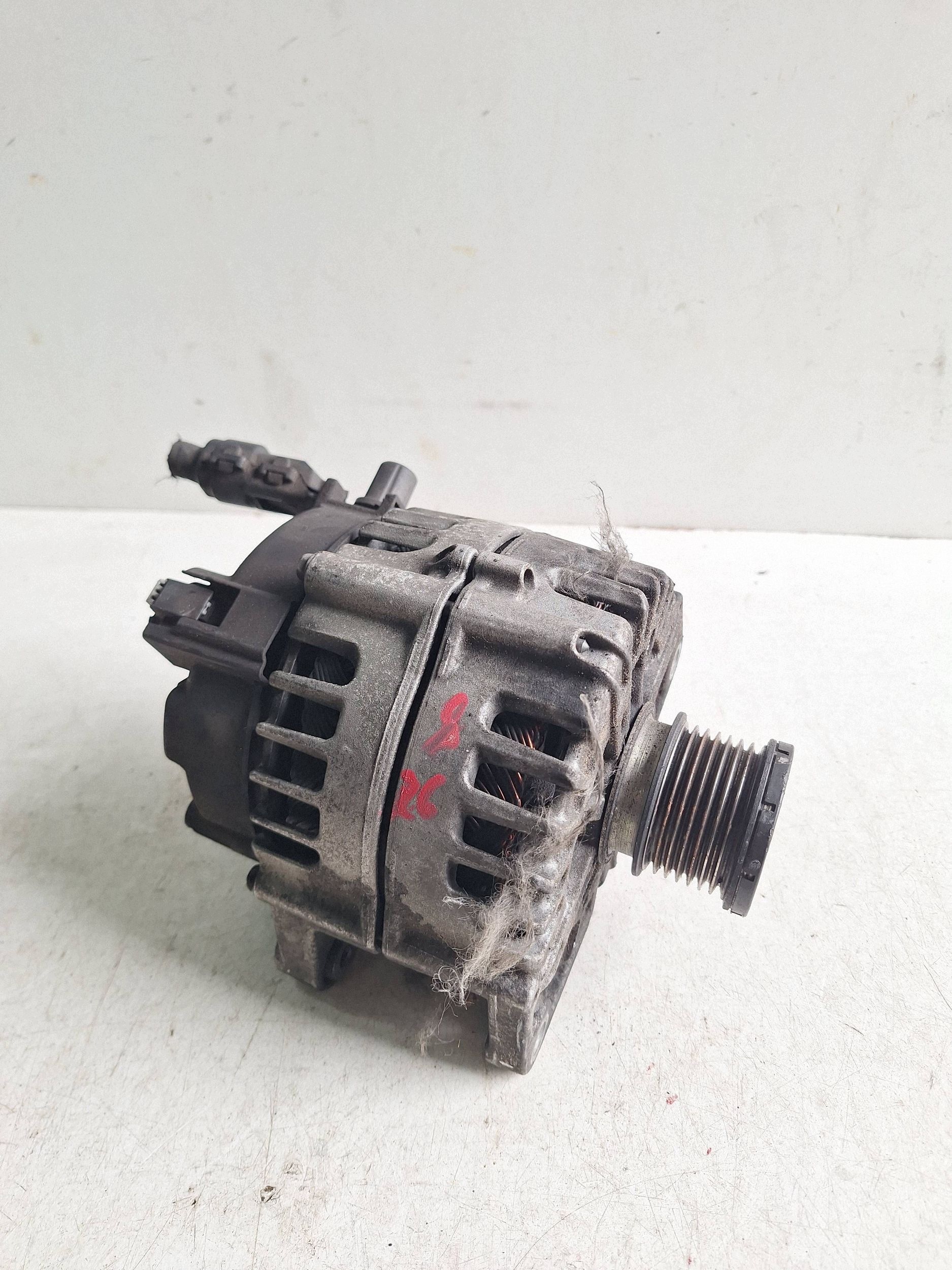 MERCEDES ALTERNATOR A0009063701 200A 14V