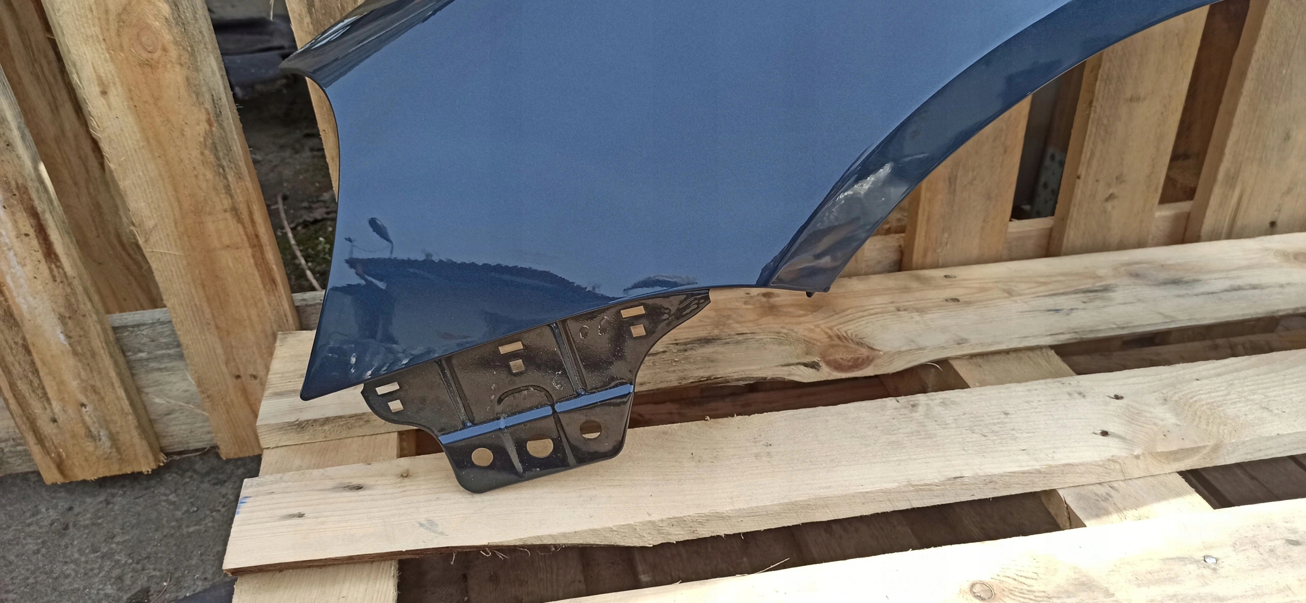 fender left front VOLKSWAGEN GOLF 5 HATCHBACK DEFEKT NR 22C UBYTEK LC5F