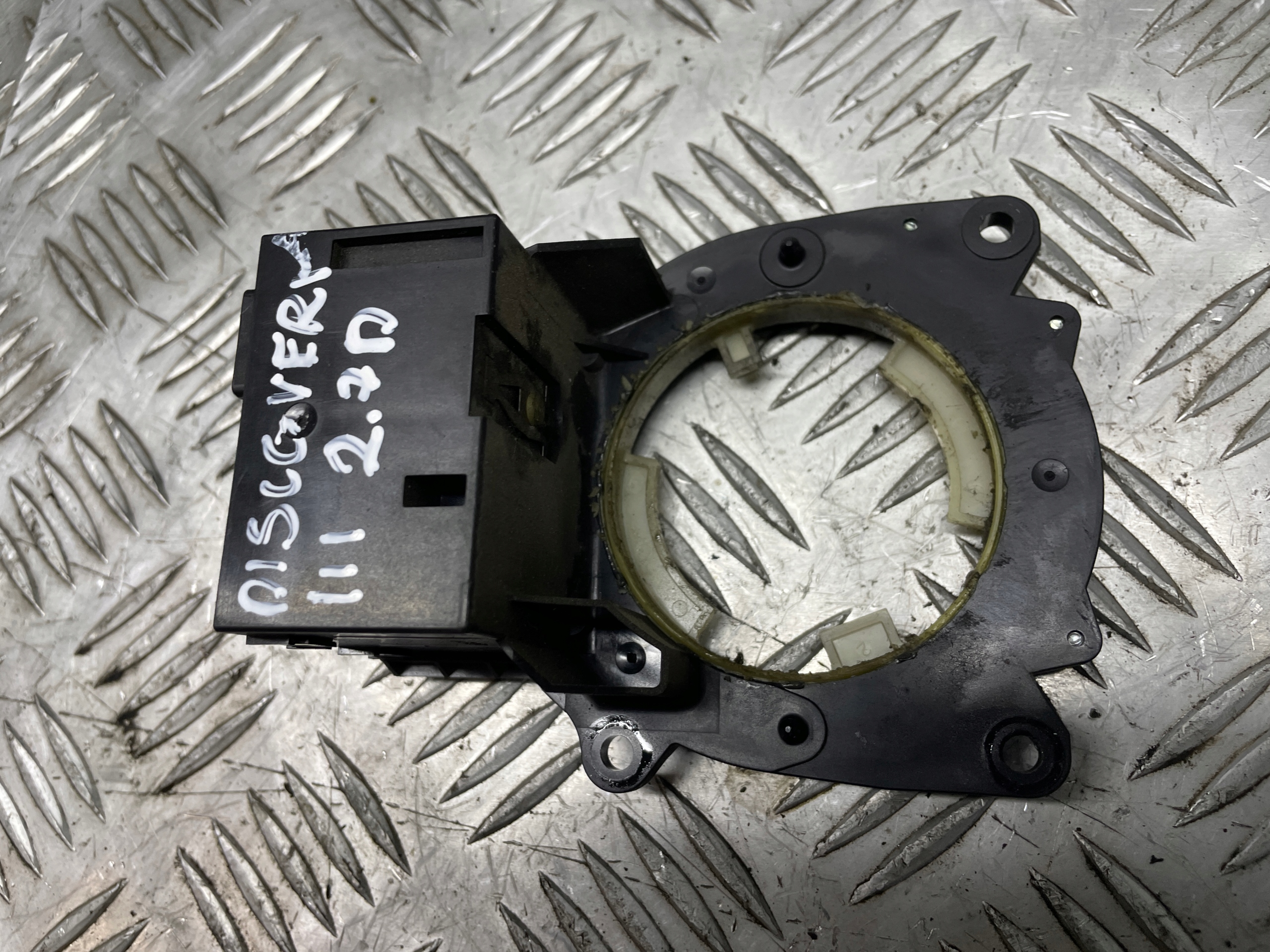 Датчик SR0500110 LAND ROVER DISCOVERY III 2,7 TDV6