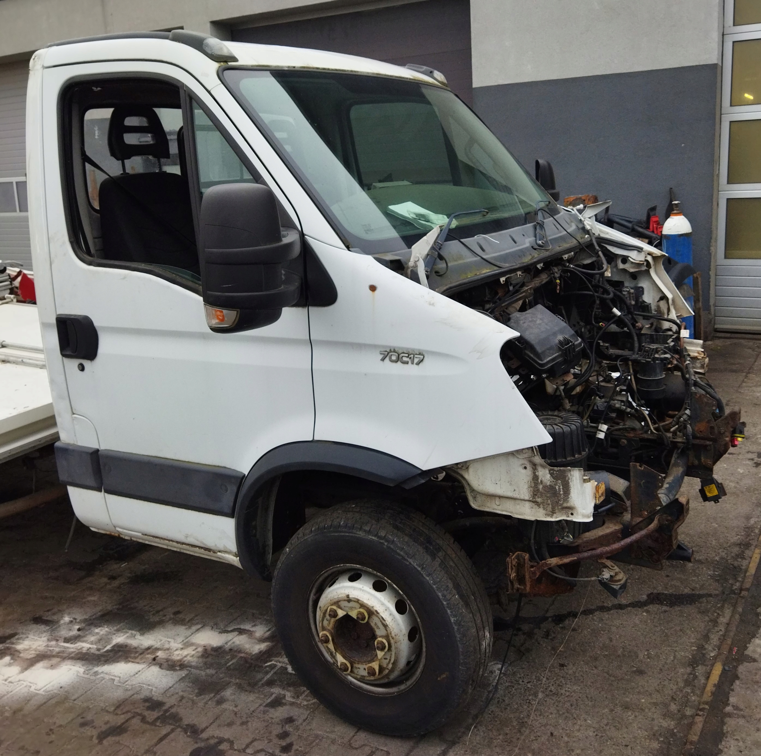 KABINA IVECO DAILY -14