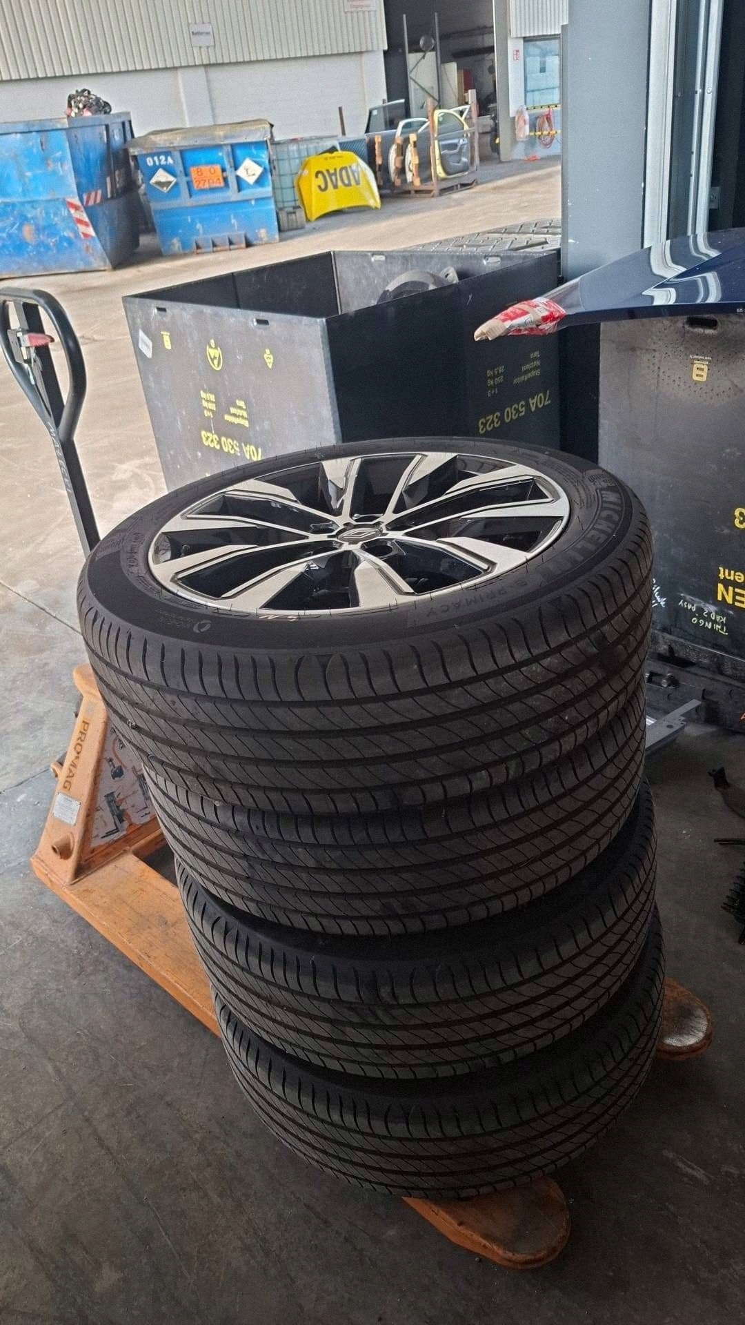 wheels disc tyres Michelin 205/55 R19 Renault Austral