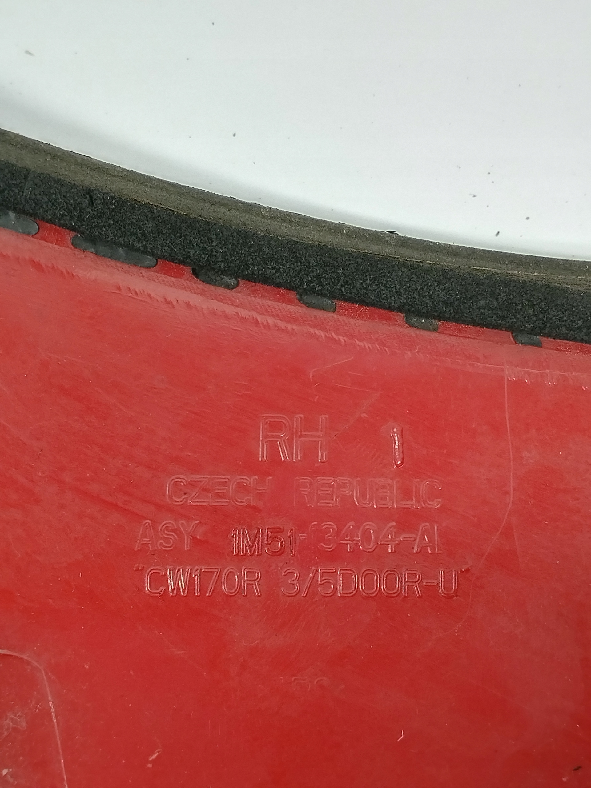 light rear right Ford Focus Mk1 1M5113404
