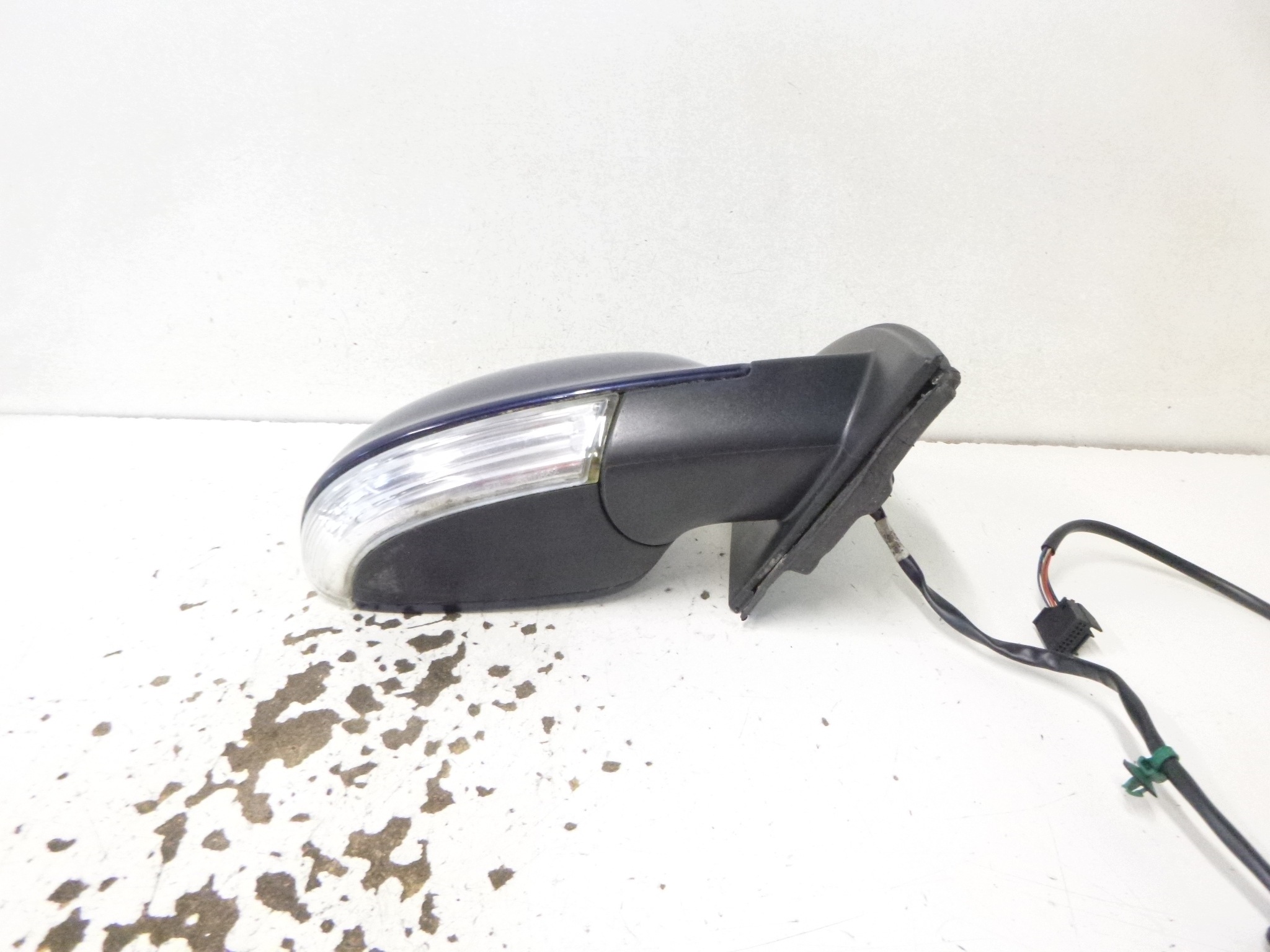 mirror right VW GOLF V LA7W 7PIN 2005-2009 original