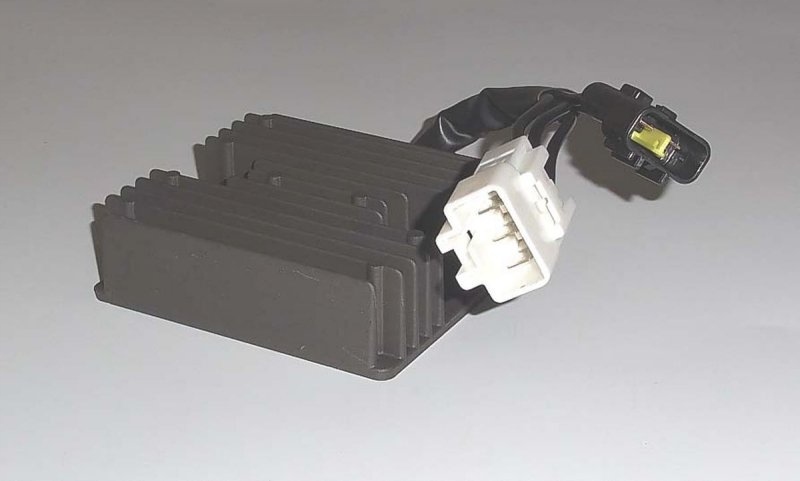 Regulátor Napätia Suzuki Vlr/vzr 1800 06-11